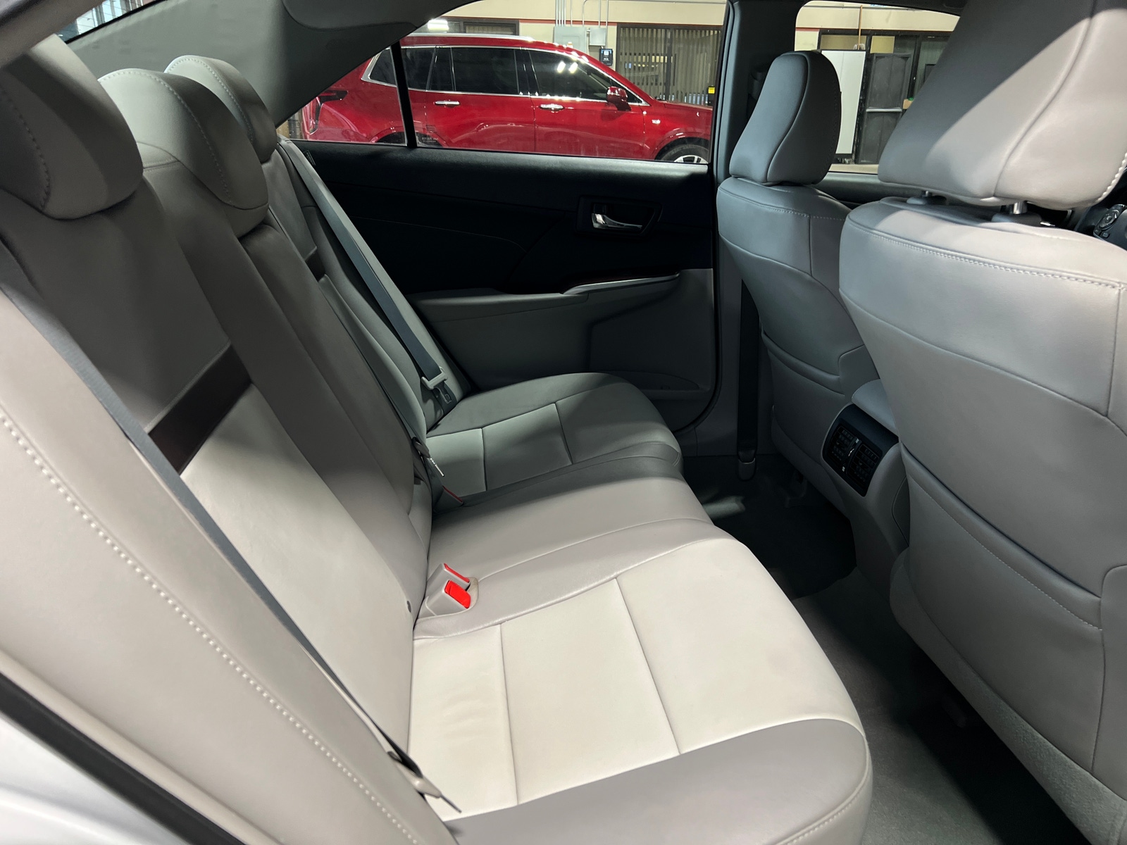 Thumbnail: 2014 Toyota Camry - 6