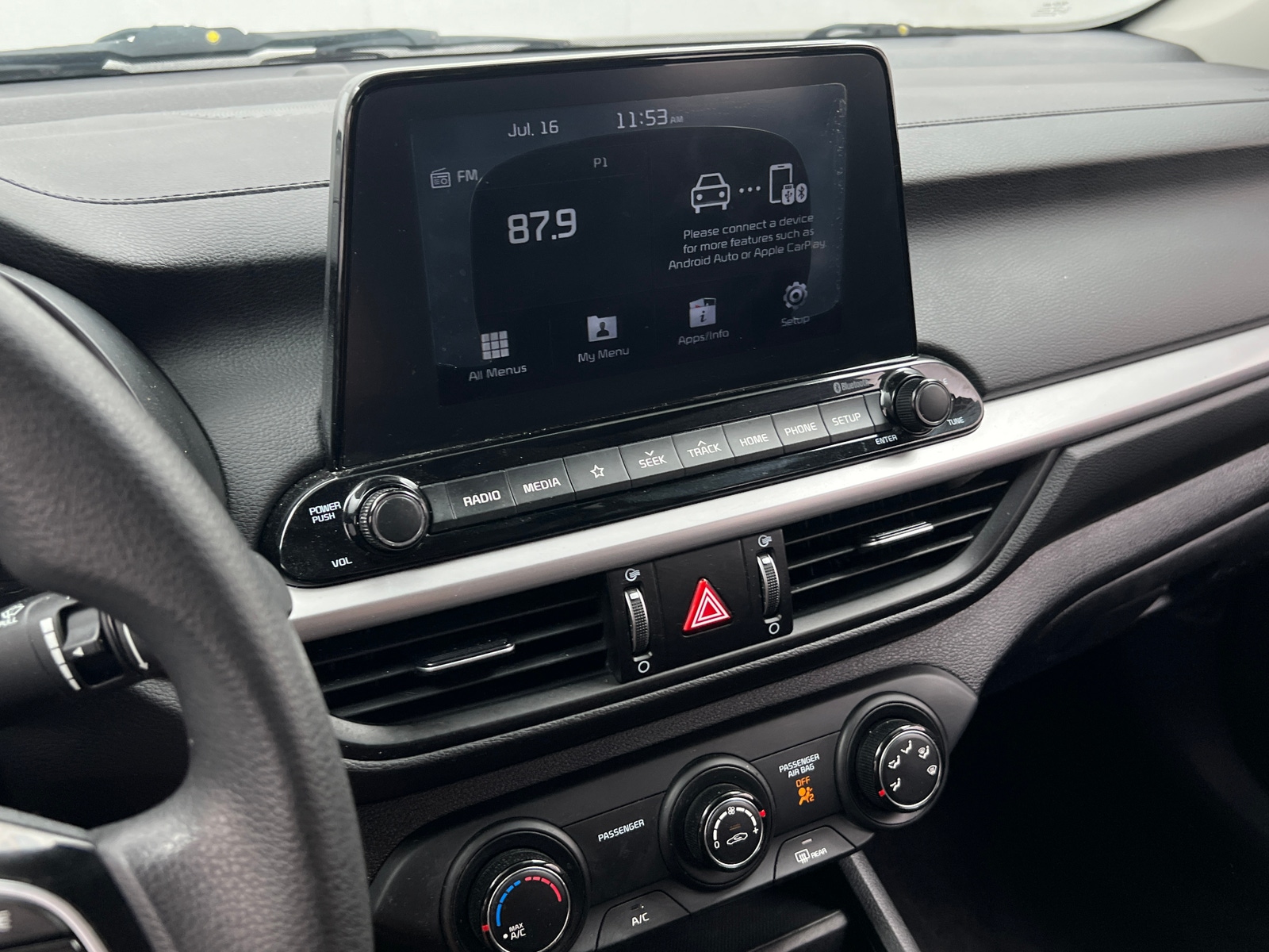 Thumbnail: 2020 Kia Forte - 4