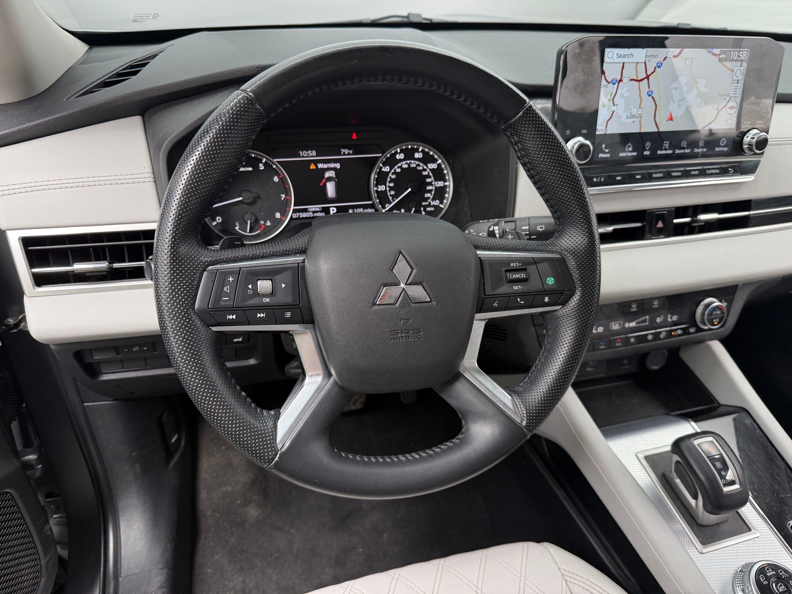 Thumbnail: 2022 Mitsubishi Outlander - 4