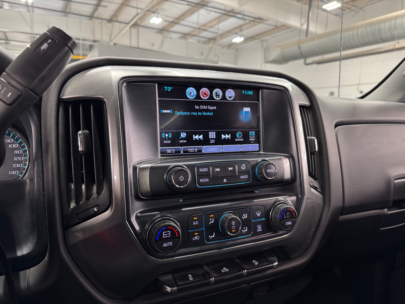 Thumbnail: 2017 Chevrolet Silverado 1500 - 4