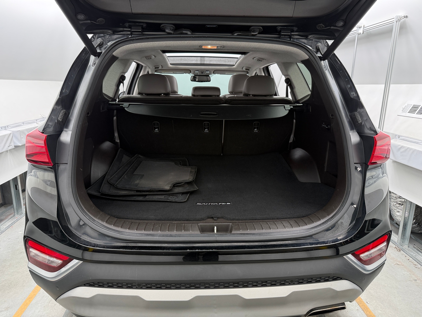 Thumbnail: 2020 Hyundai Santa Fe - 6