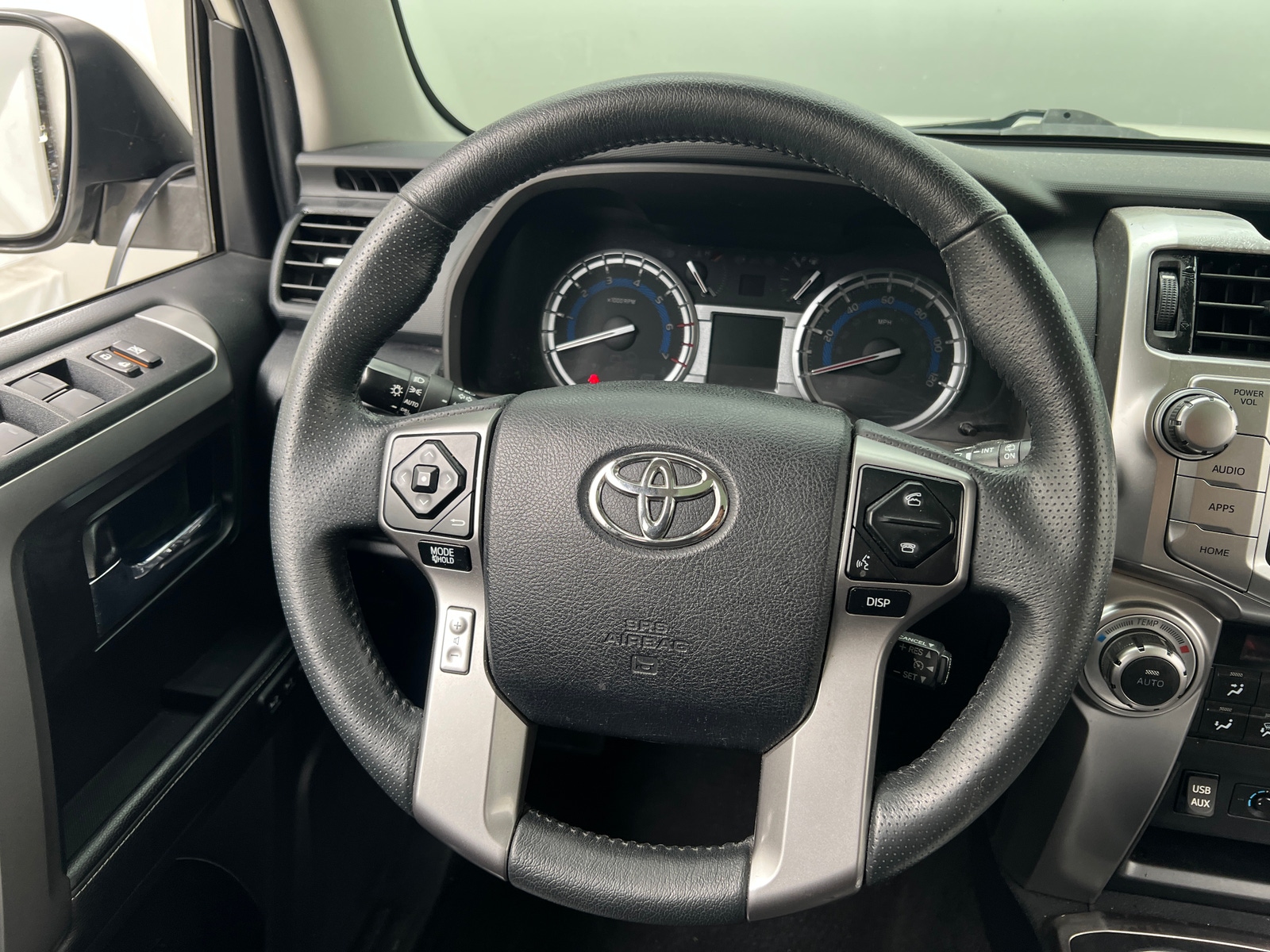 Thumbnail: 2019 Toyota 4Runner - 4