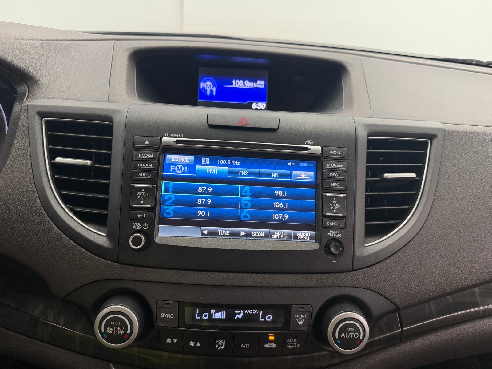 Thumbnail: 2014 Honda CR-V - 3