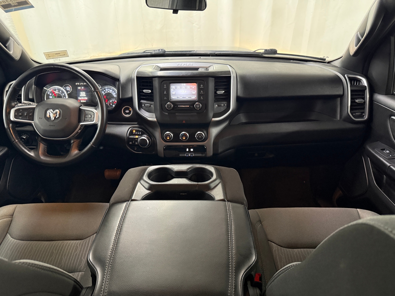 Thumbnail: 2023 RAM 1500 - 3