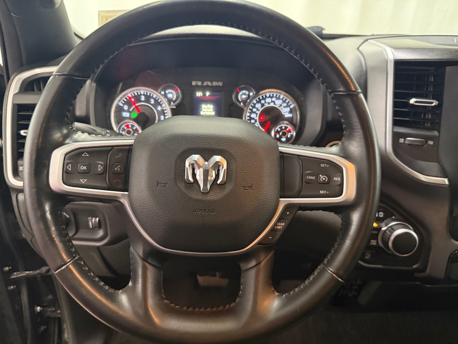 Thumbnail: 2023 RAM 1500 - 5