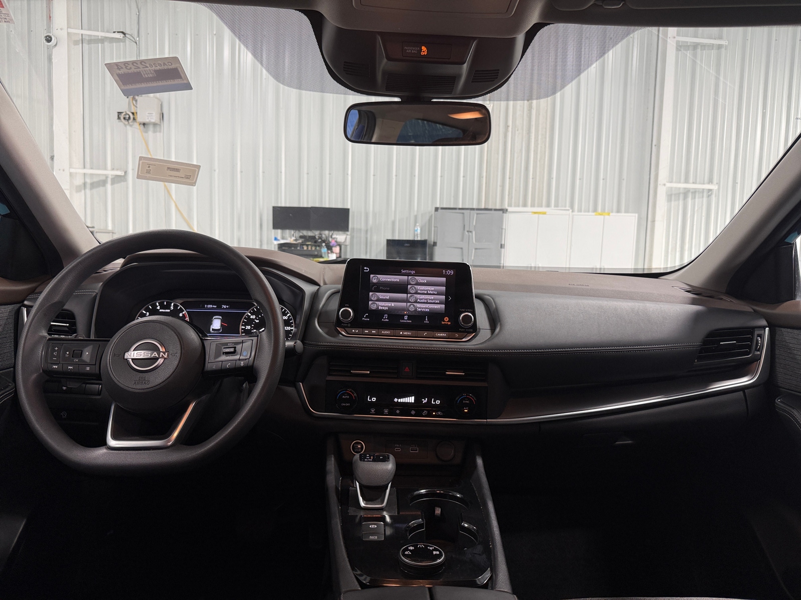 Thumbnail: 2023 Nissan Rogue - 3
