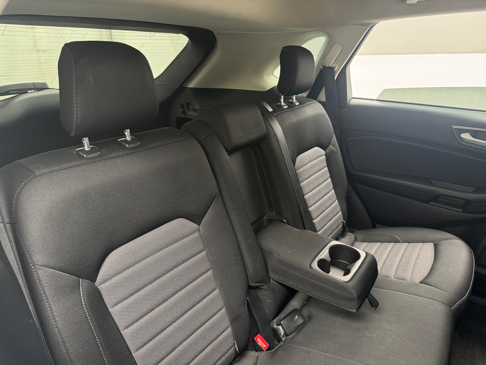 Thumbnail: 2020 Ford Edge - 6