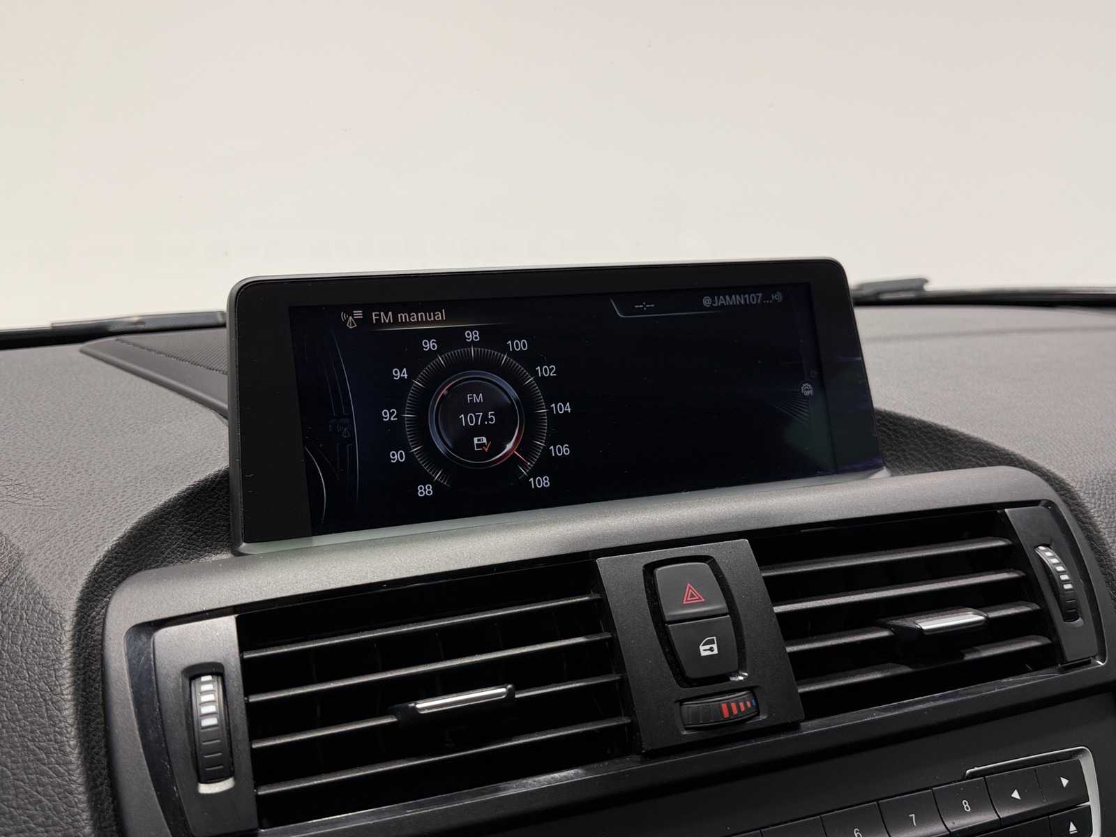 Thumbnail: 2015 BMW 2 Series - 2