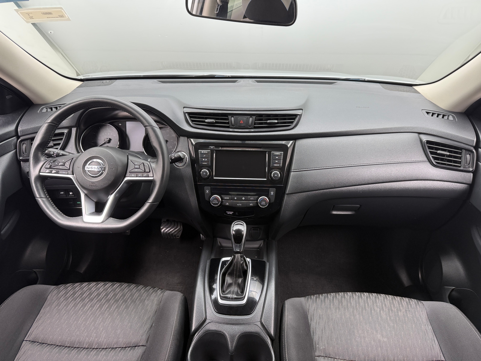 Thumbnail: 2018 Nissan Rogue - 3