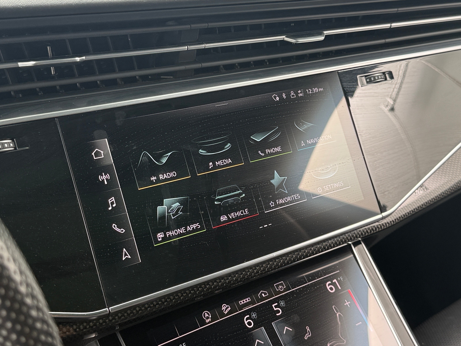 Thumbnail: 2021 Audi SQ8 - 3