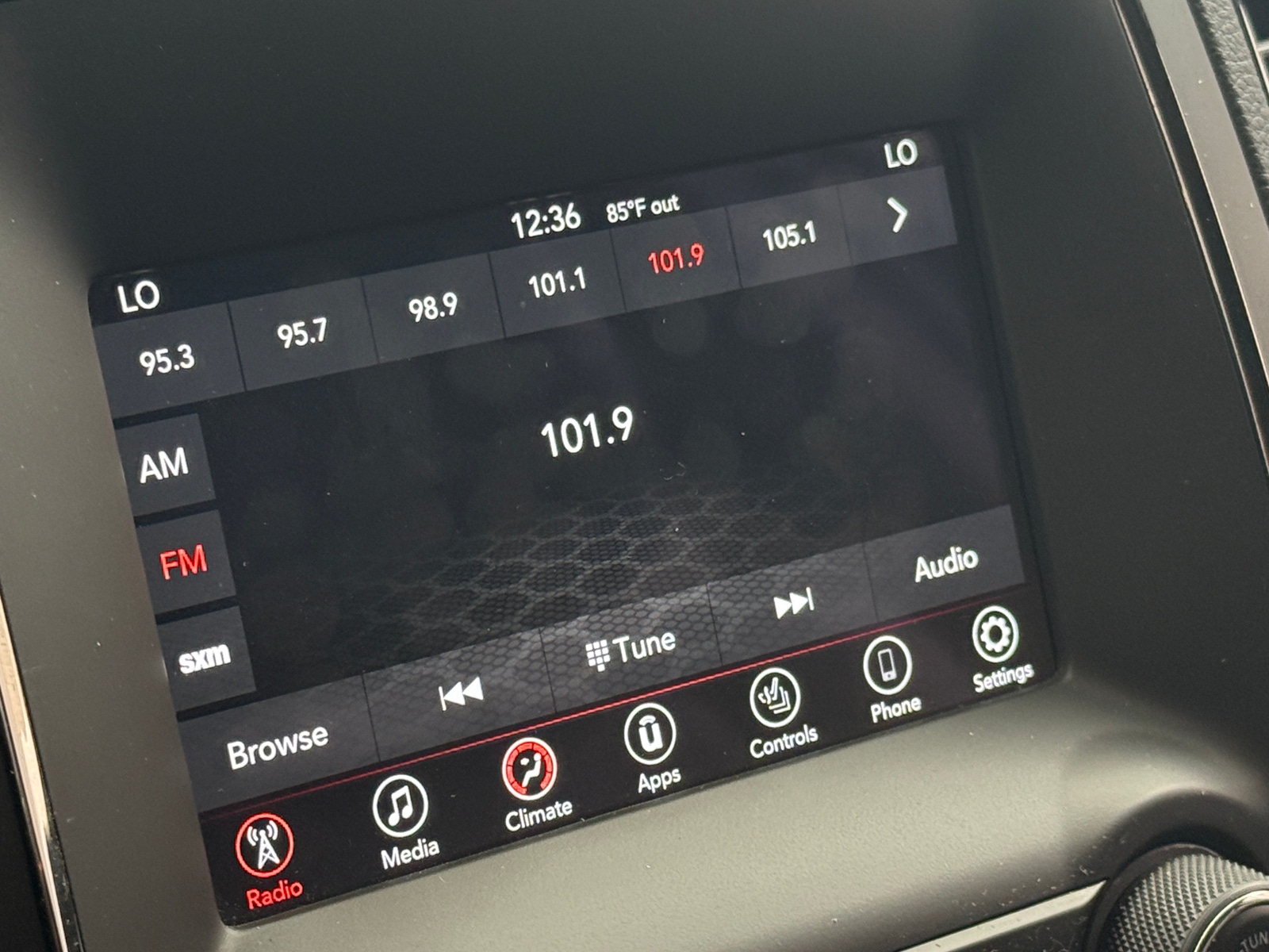 Thumbnail: 2019 Dodge Durango - 3