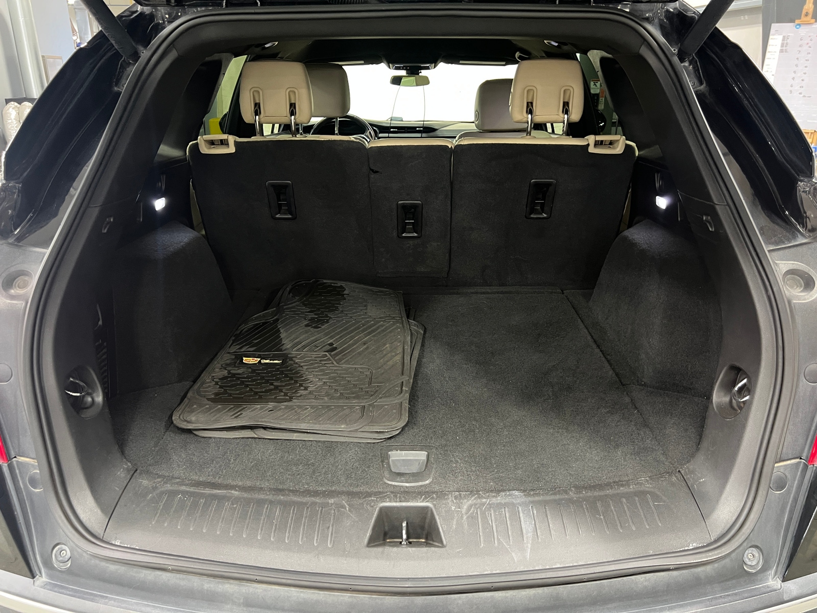 Thumbnail: 2017 Cadillac XT5 - 6