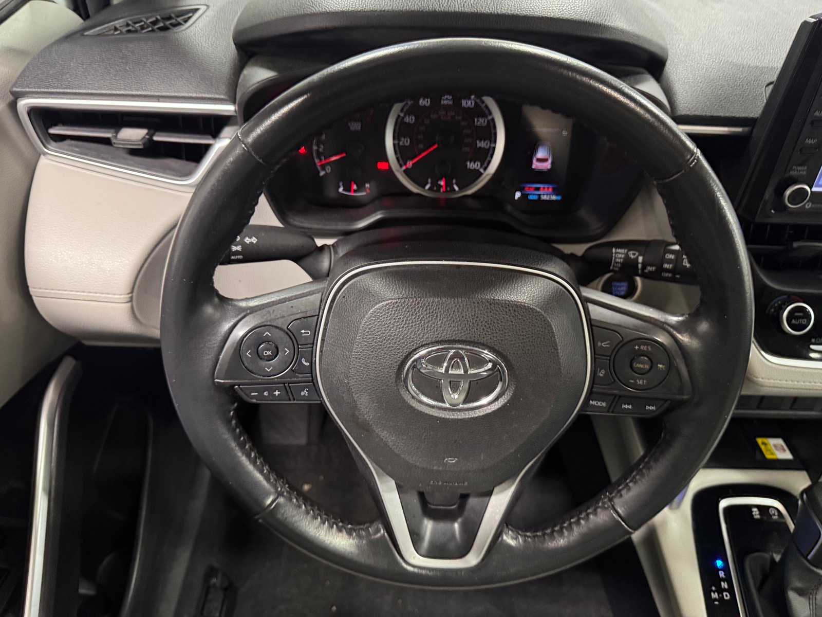 Thumbnail: 2022 Toyota Corolla Cross - 5