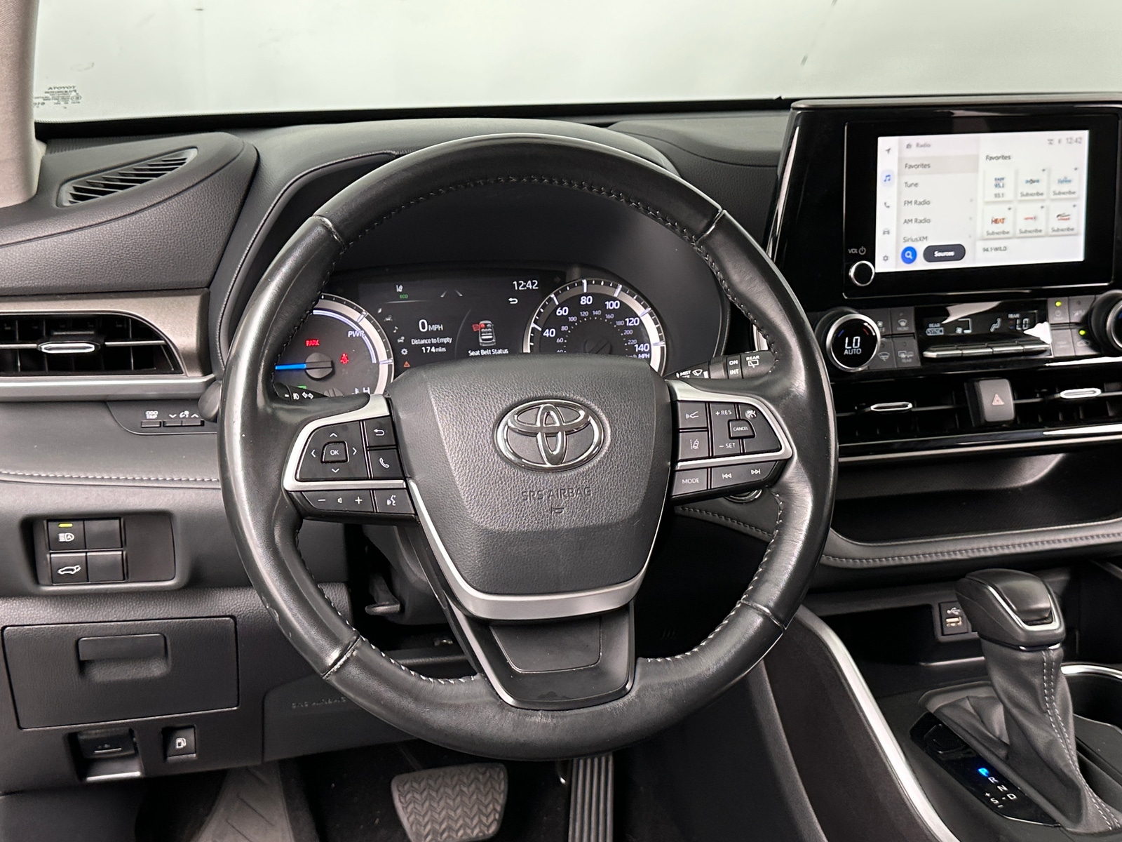 Thumbnail: 2023 Toyota Highlander - 5