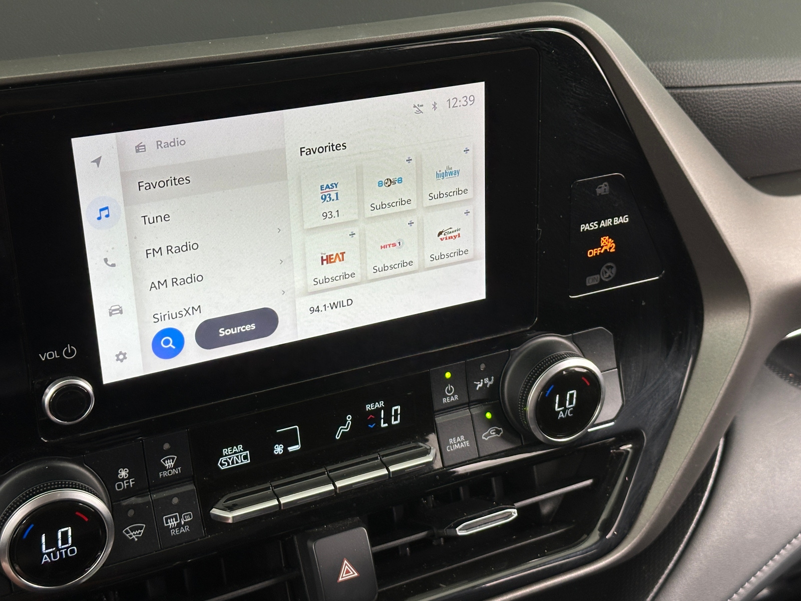 Thumbnail: 2023 Toyota Highlander - 4