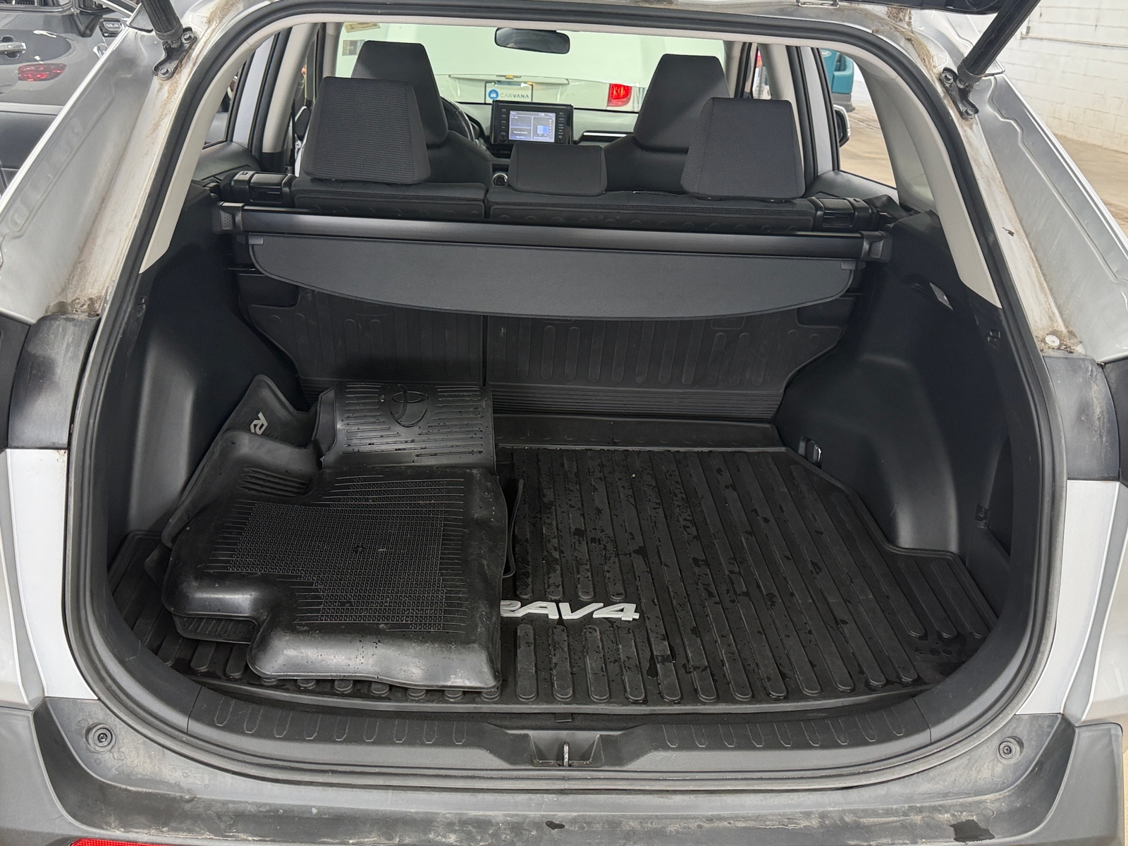 Thumbnail: 2019 Toyota RAV4 - 7