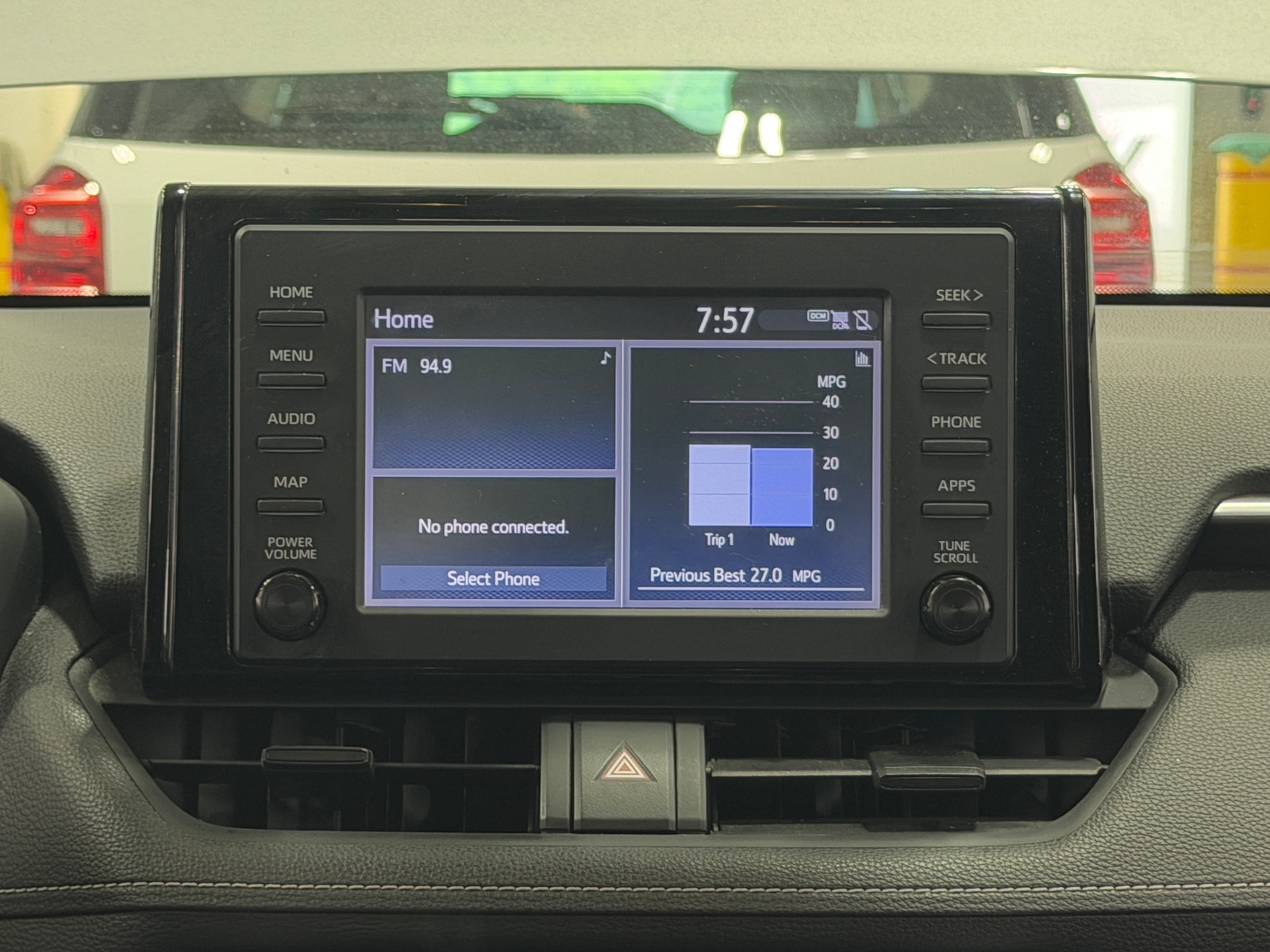 Thumbnail: 2019 Toyota RAV4 - 4