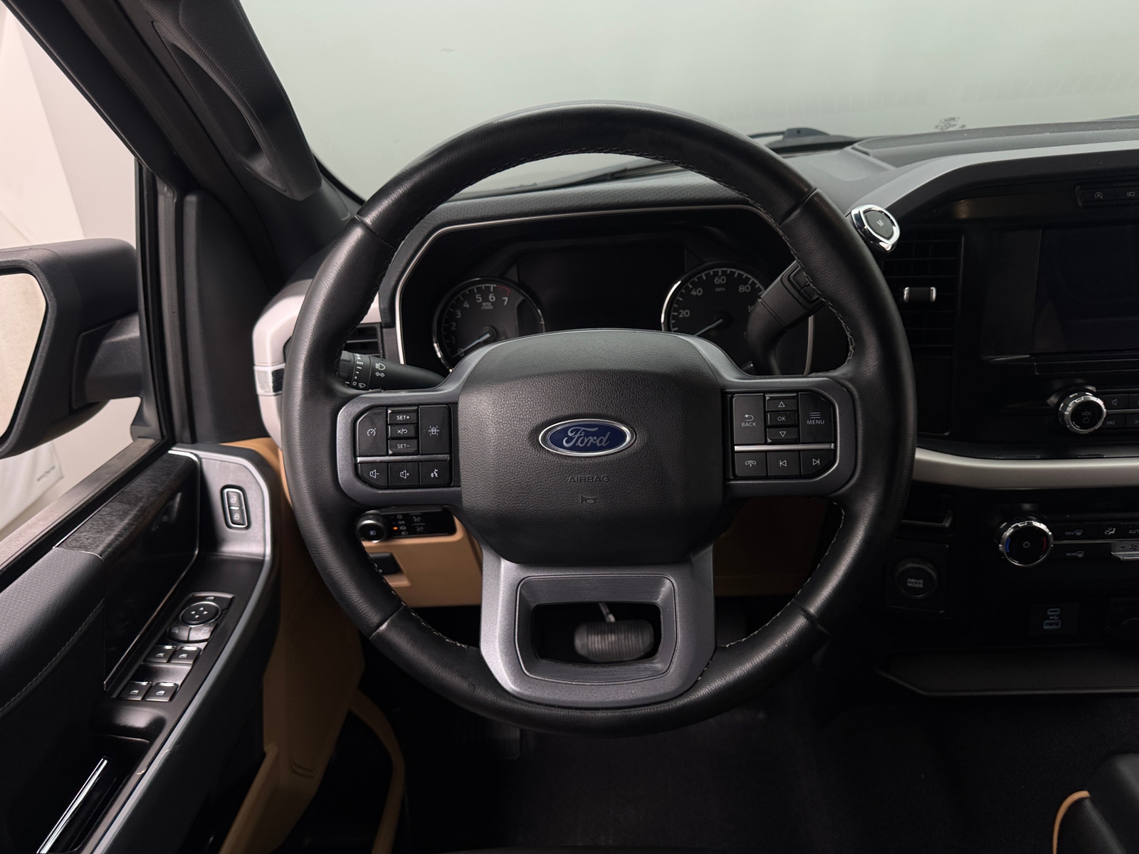 Thumbnail: 2023 Ford Econoline - 5