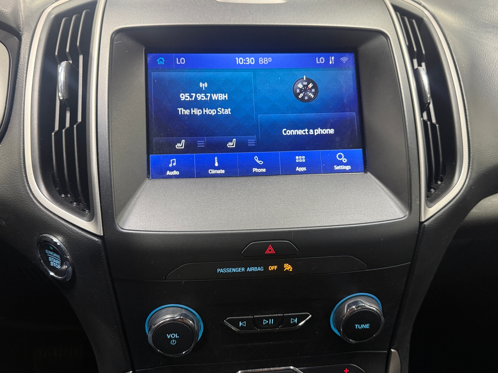 Thumbnail: 2020 Ford Edge - 3
