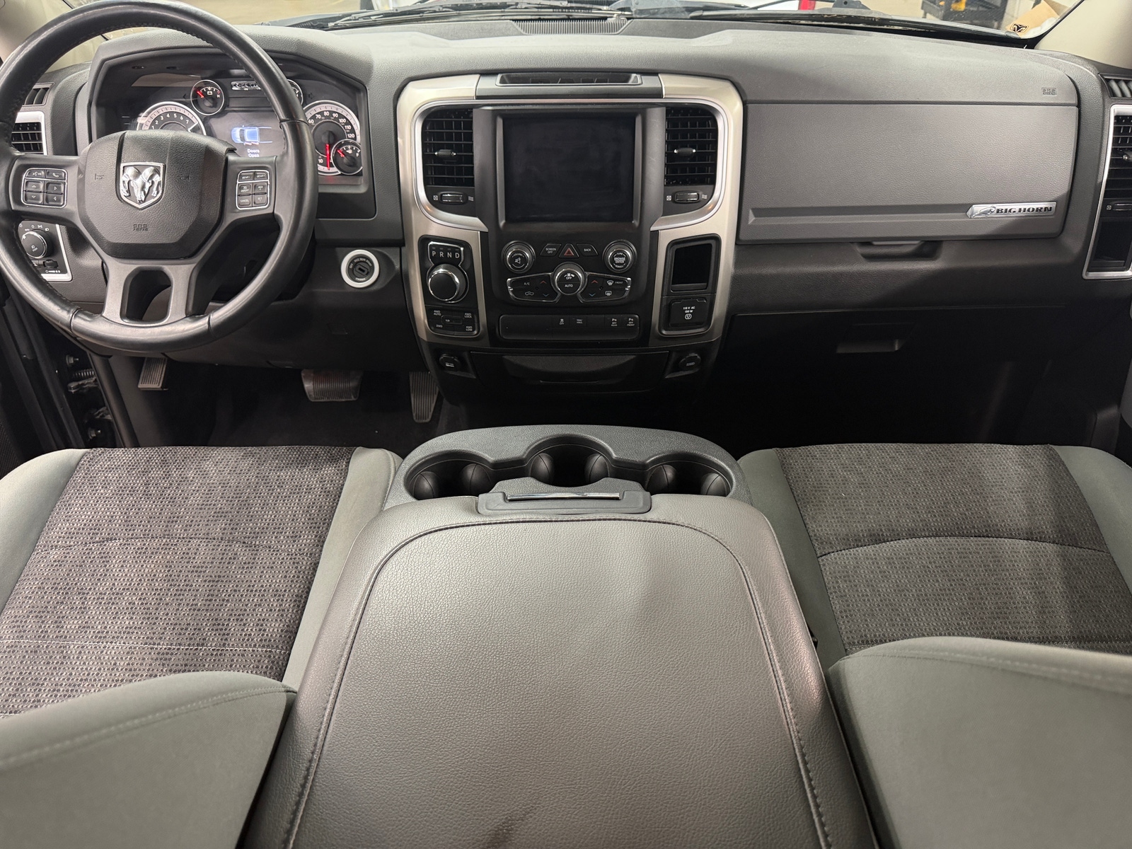 Thumbnail: 2019 RAM 1500 Classic - 3