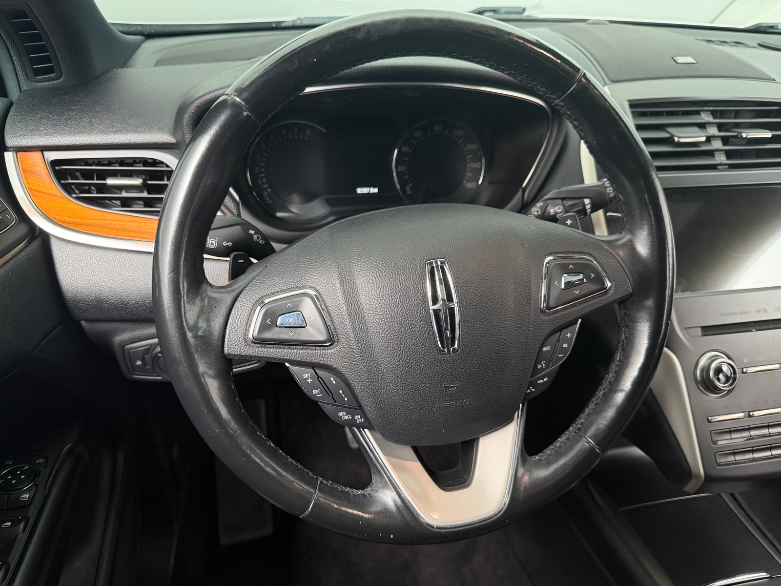 Thumbnail: 2019 Lincoln MKC - 4