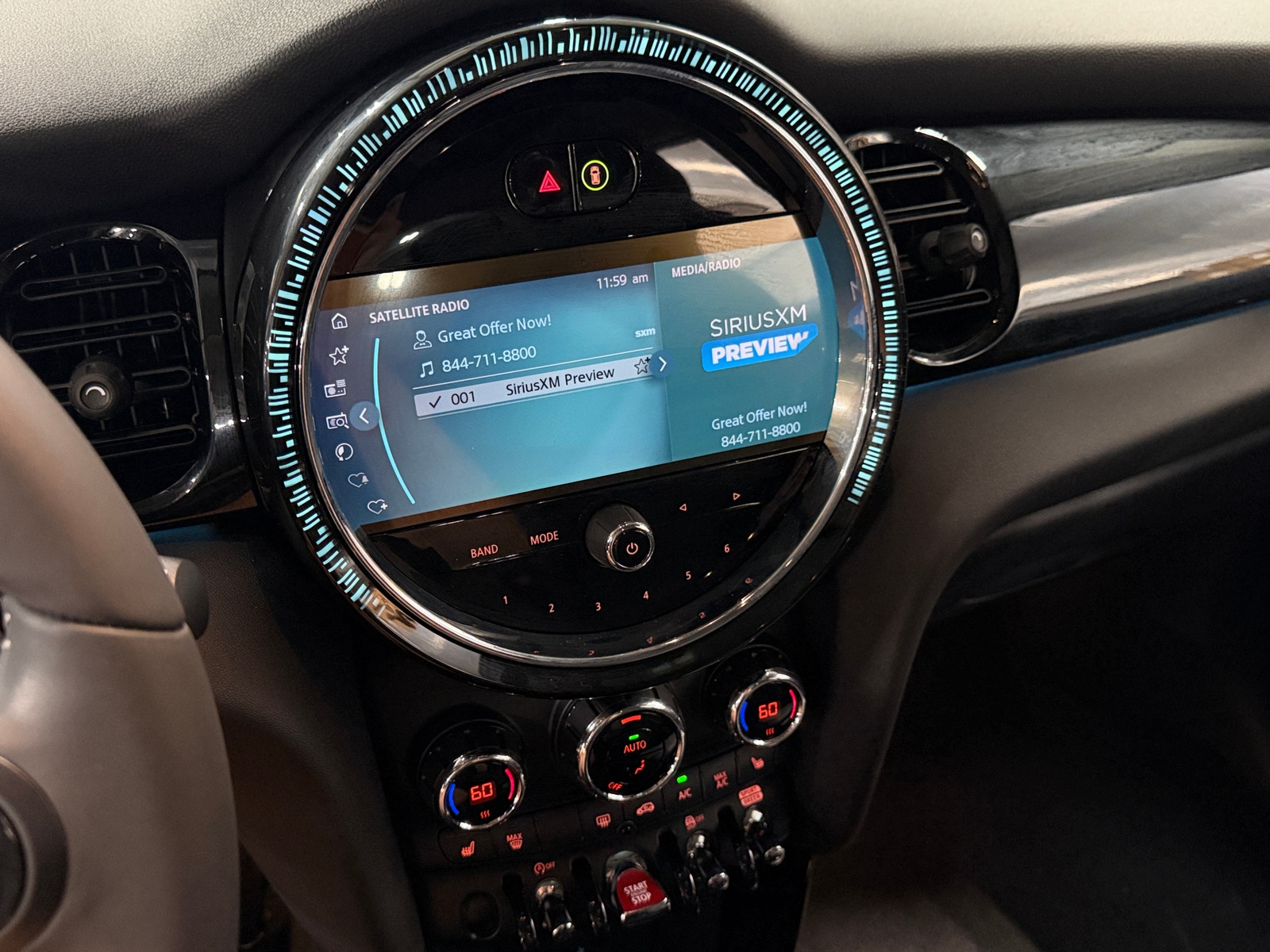 Thumbnail: 2024 MINI Cooper Hardtop - 3
