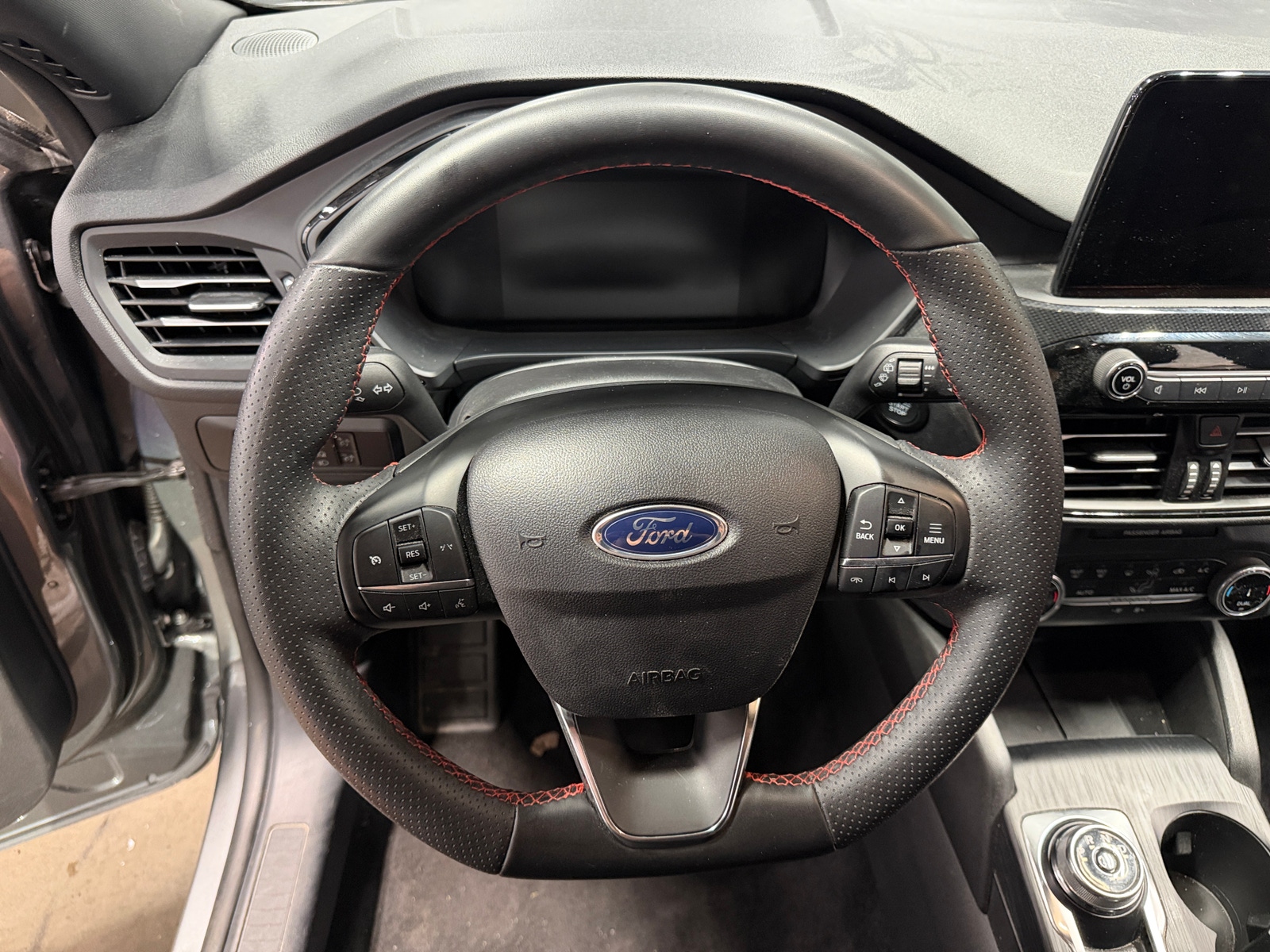 Thumbnail: 2025 Ford Escape - 5