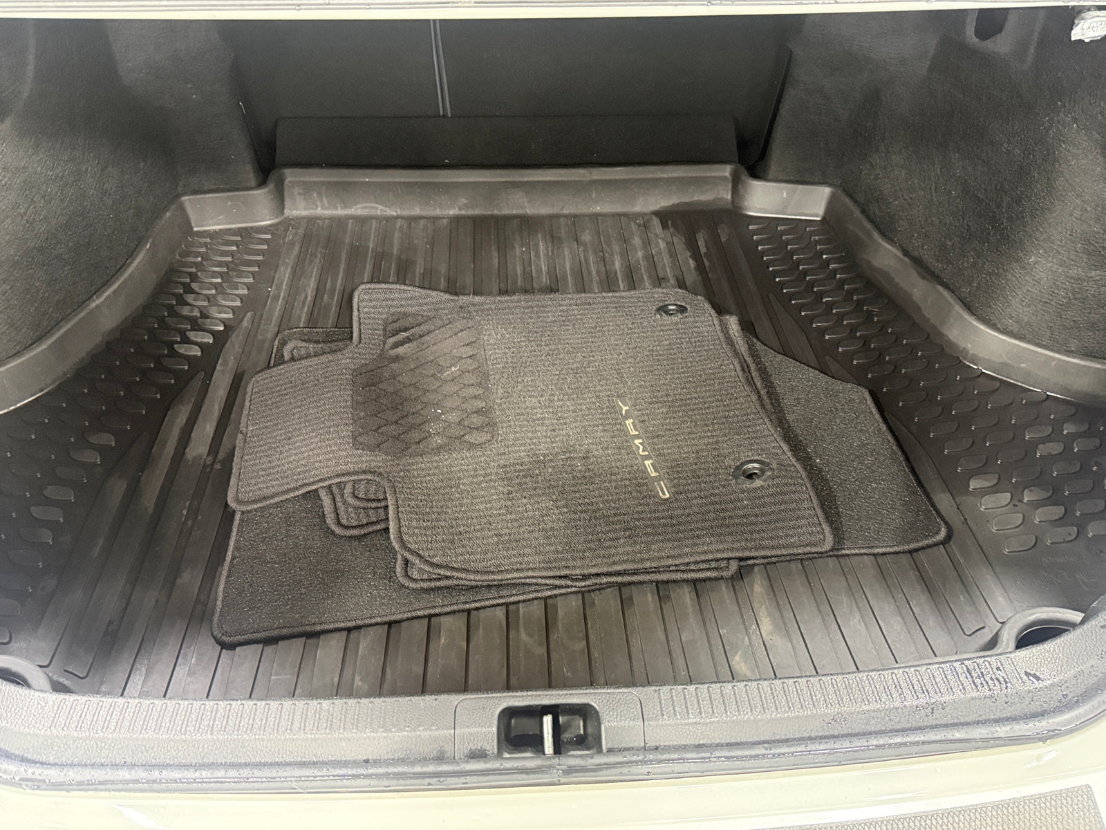 Thumbnail: 2019 Toyota Camry - 6