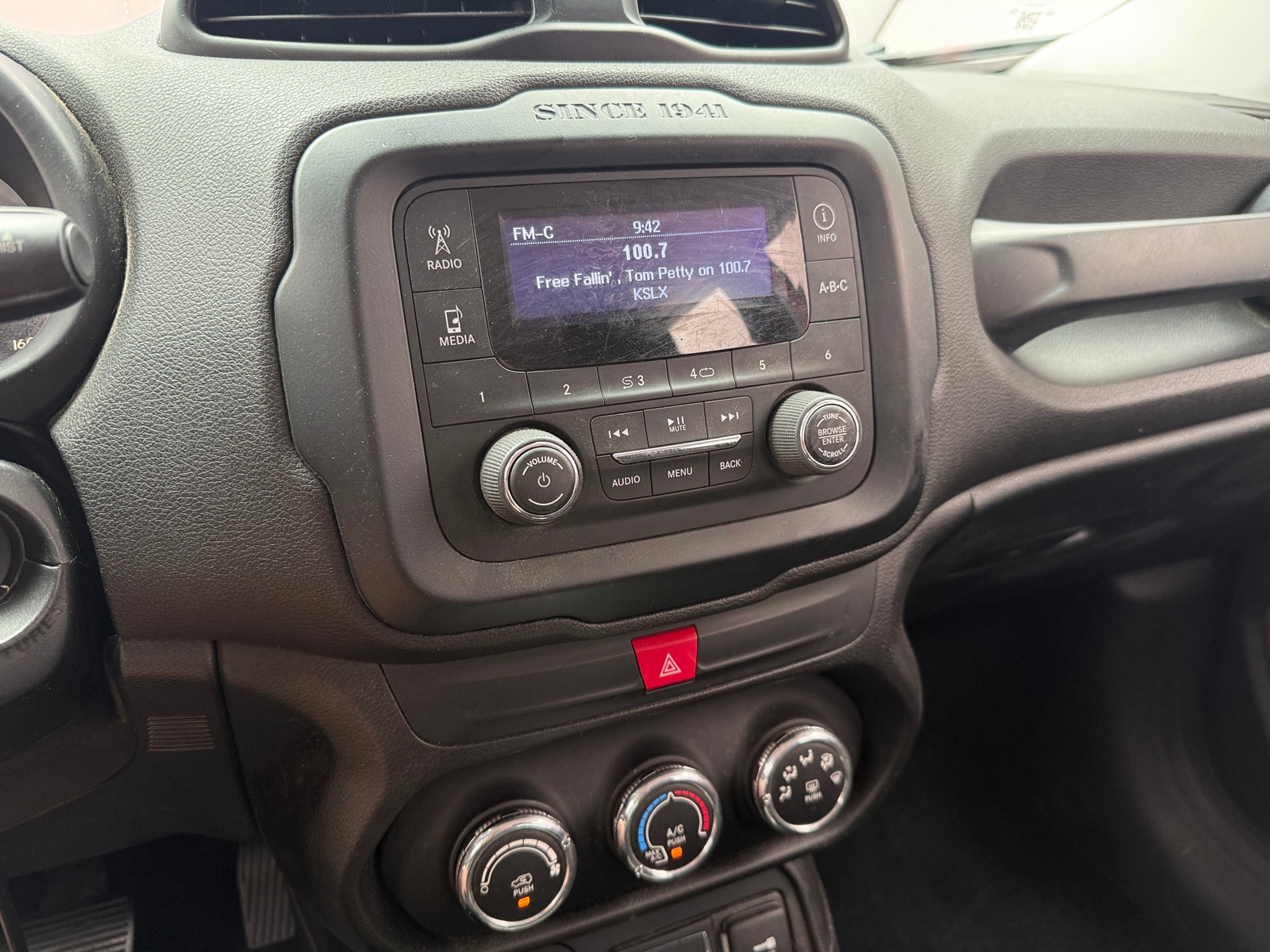 Thumbnail: 2016 Jeep Renegade - 4