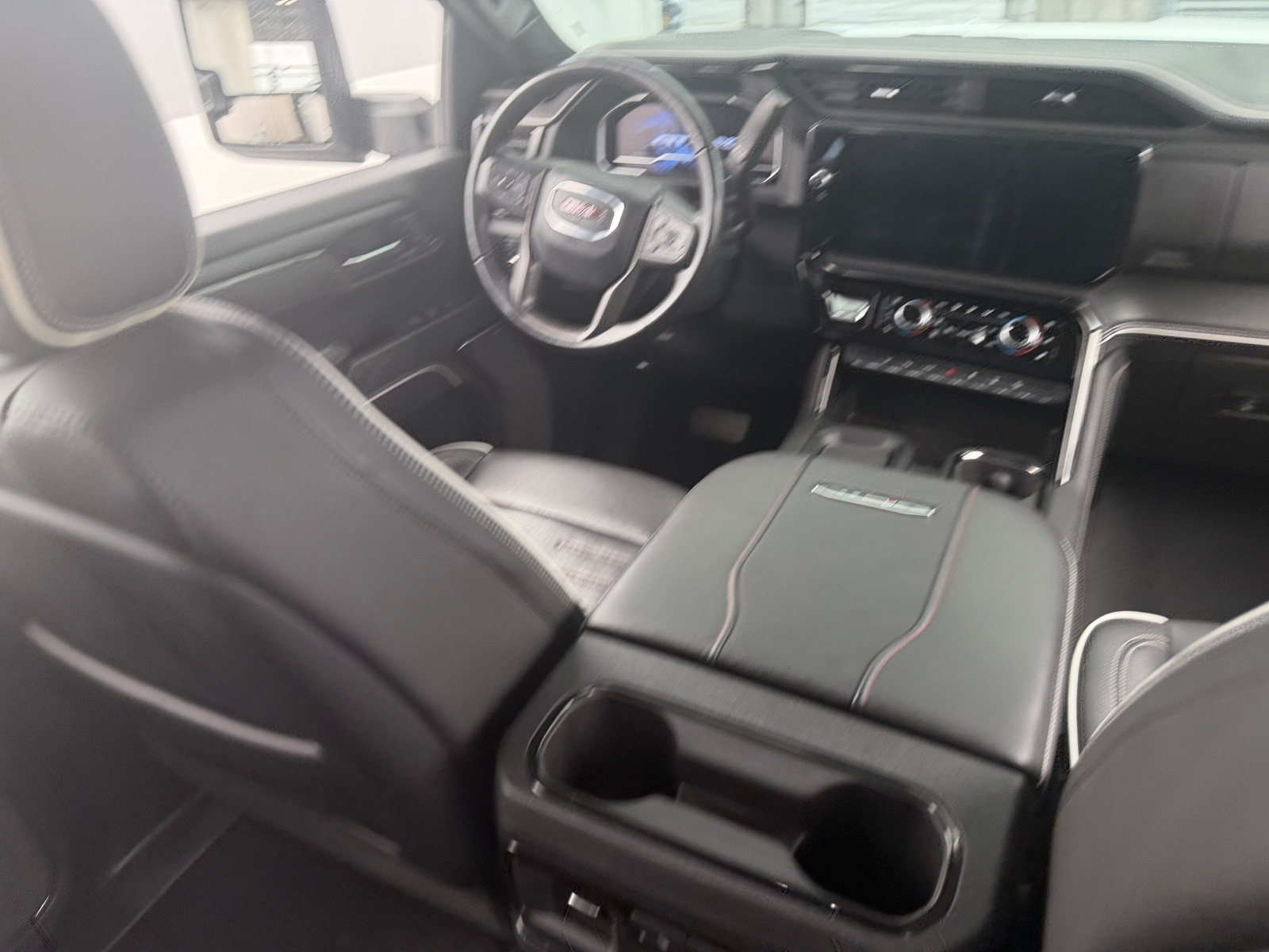 Thumbnail: 2024 GMC Sierra 2500 - 2