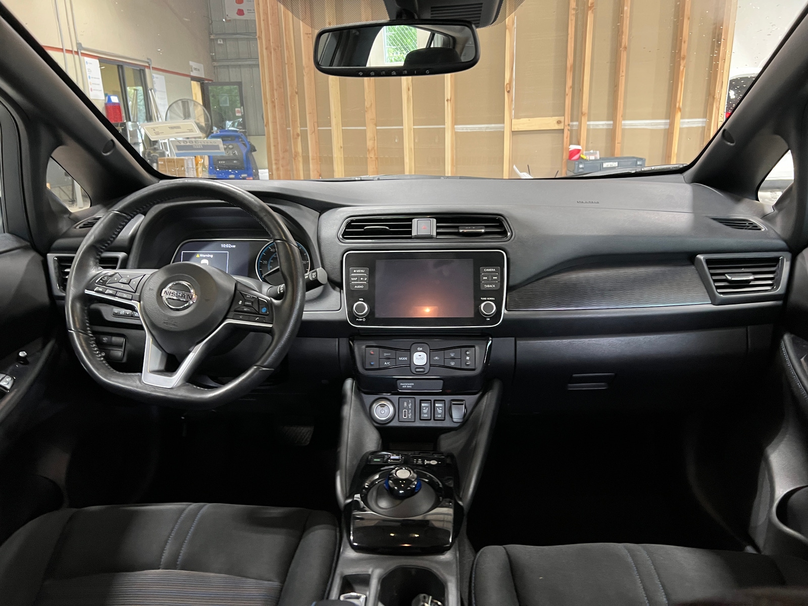 Thumbnail: 2022 Nissan Leaf - 3