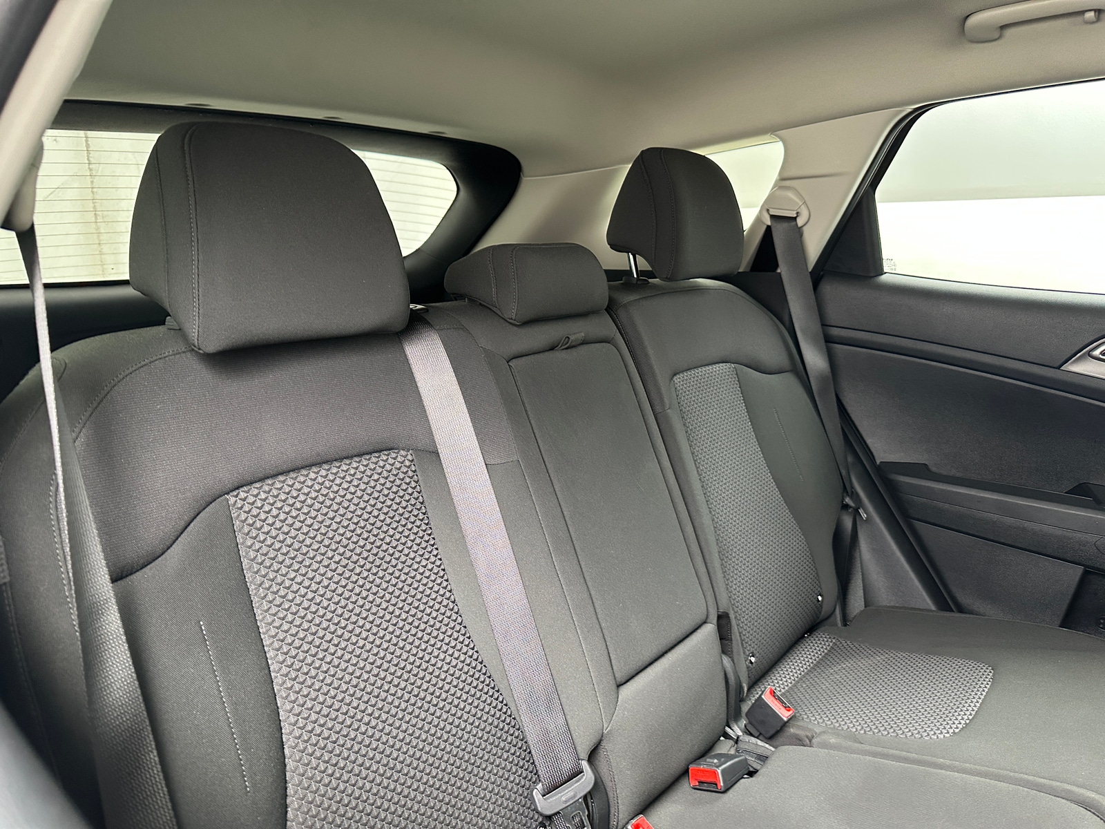 Thumbnail: 2026 Kia Sportage - 6