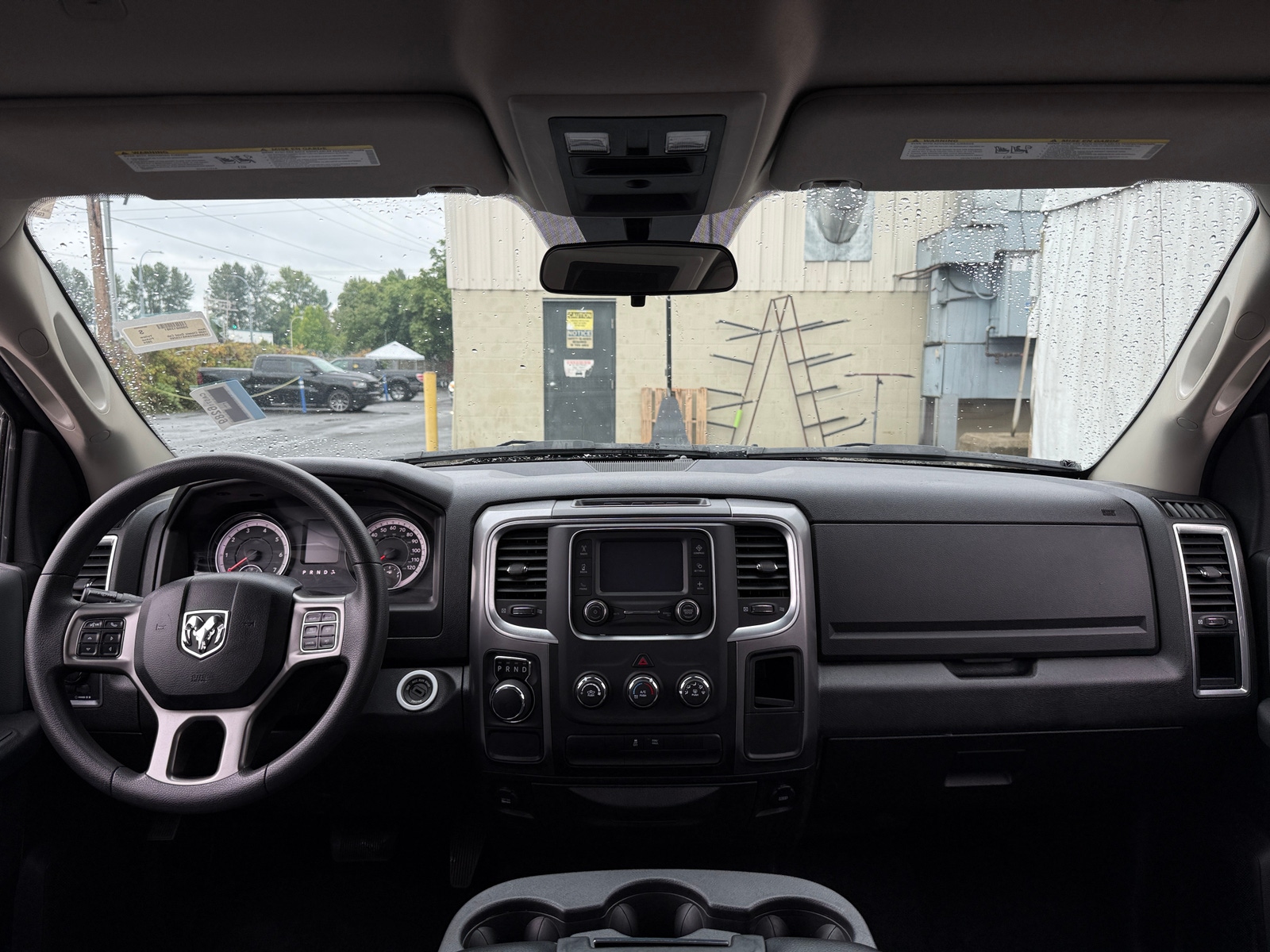 Thumbnail: 2024 RAM 1500 Classic - 3
