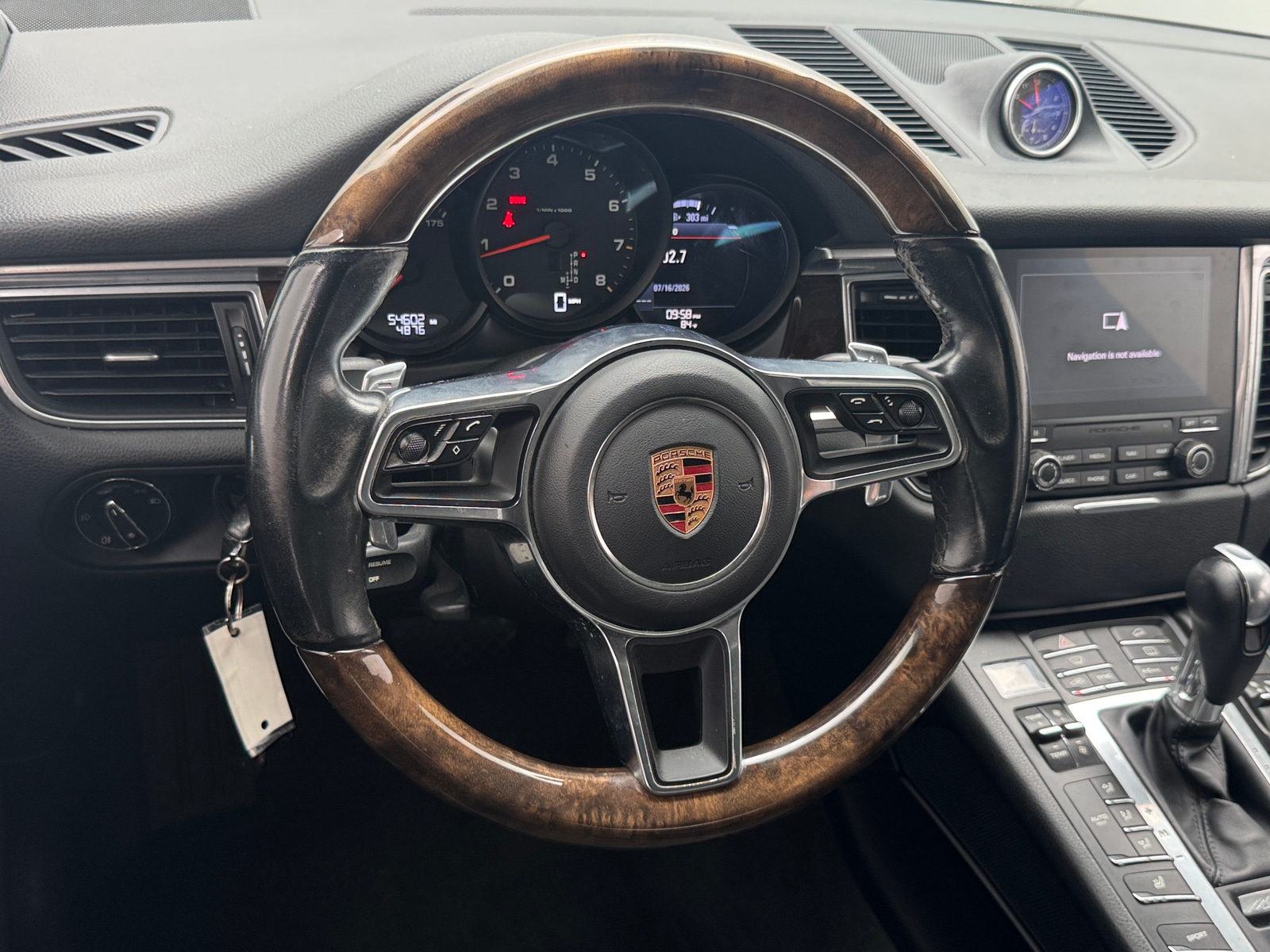 Thumbnail: 2017 Porsche Macan - 4