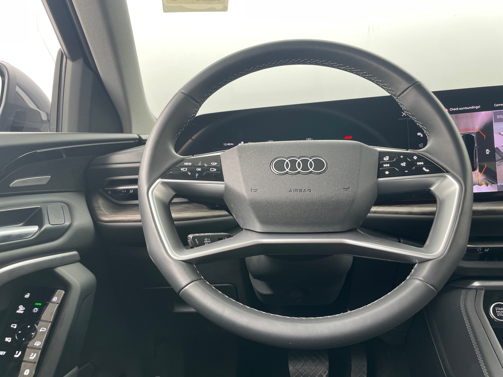 Thumbnail: 2025 Audi Q5 - 4