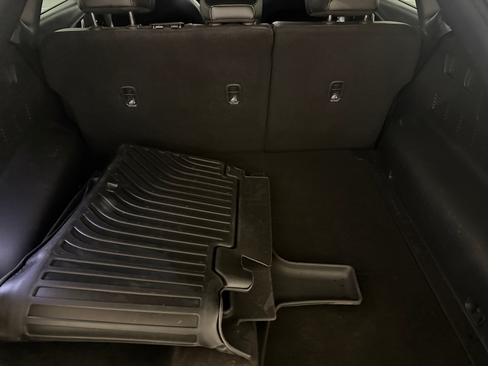 Thumbnail: 2022 Kia EV6 - 6