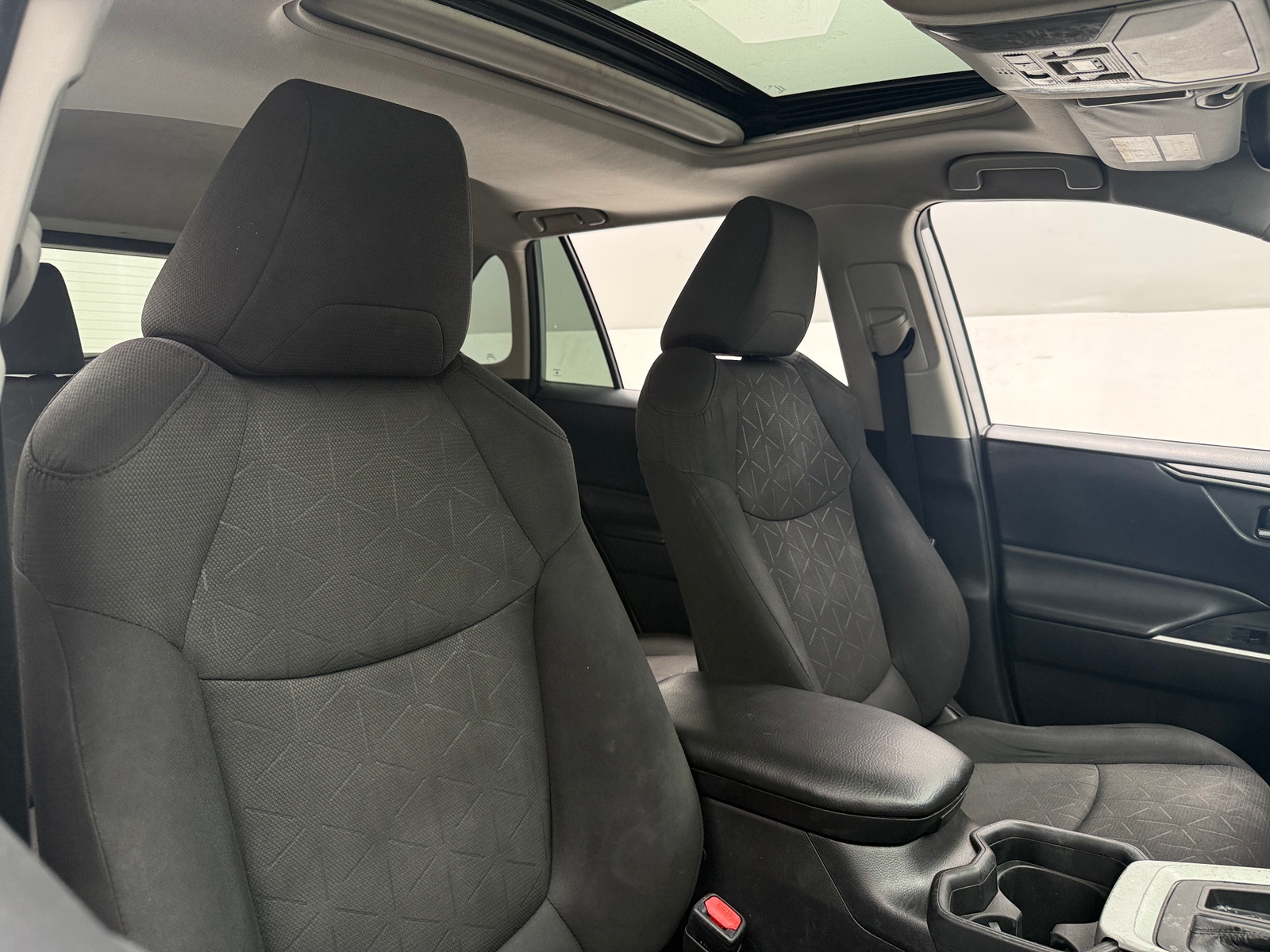 Thumbnail: 2020 Toyota RAV4 - 2