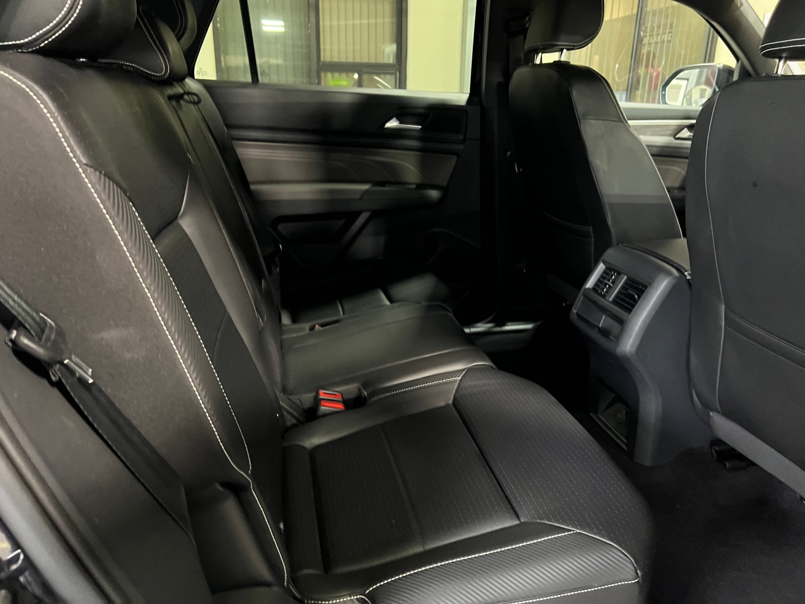 Thumbnail: 2023 Volkswagen Atlas - 5