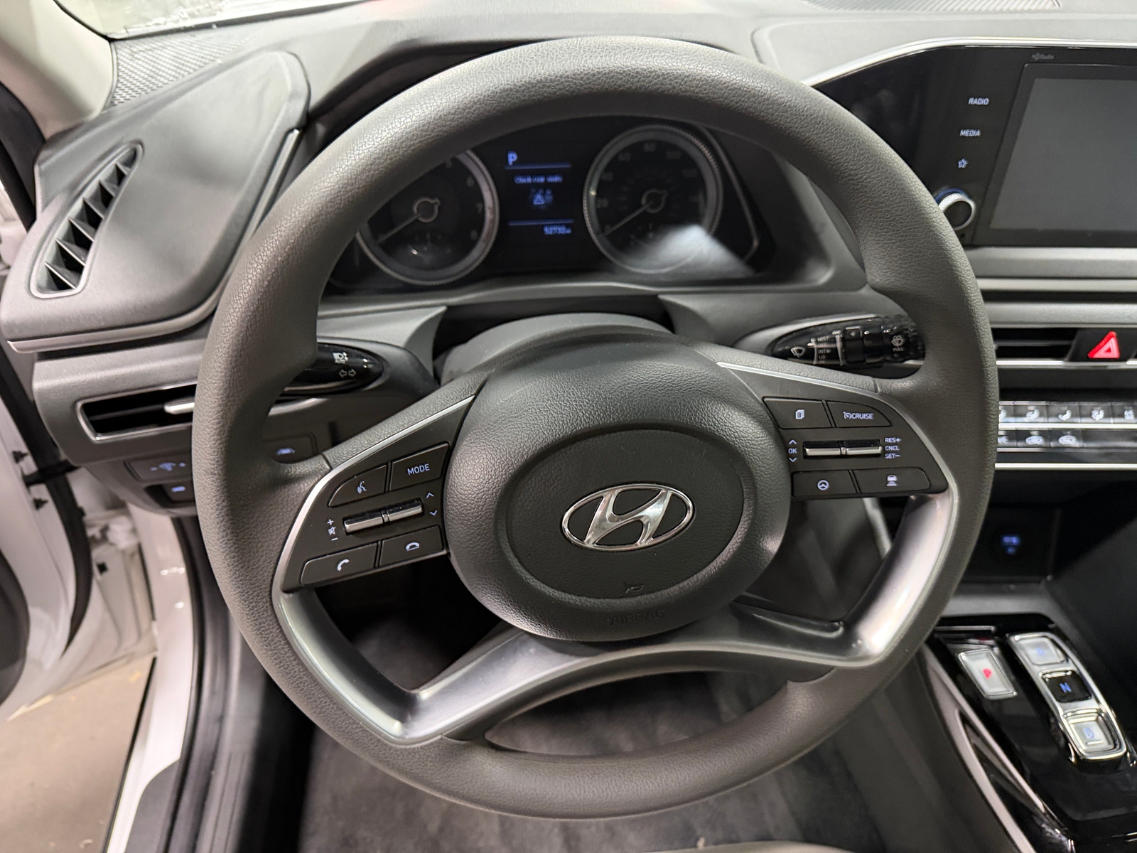 Thumbnail: 2023 Hyundai Sonata - 5