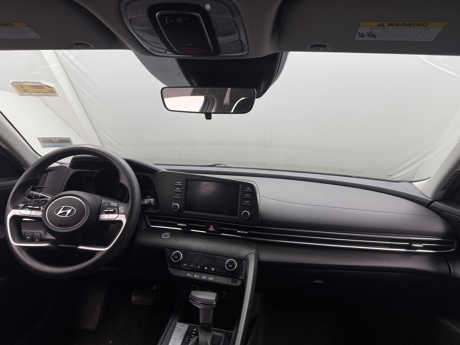 Thumbnail: 2023 Hyundai Elantra - 3