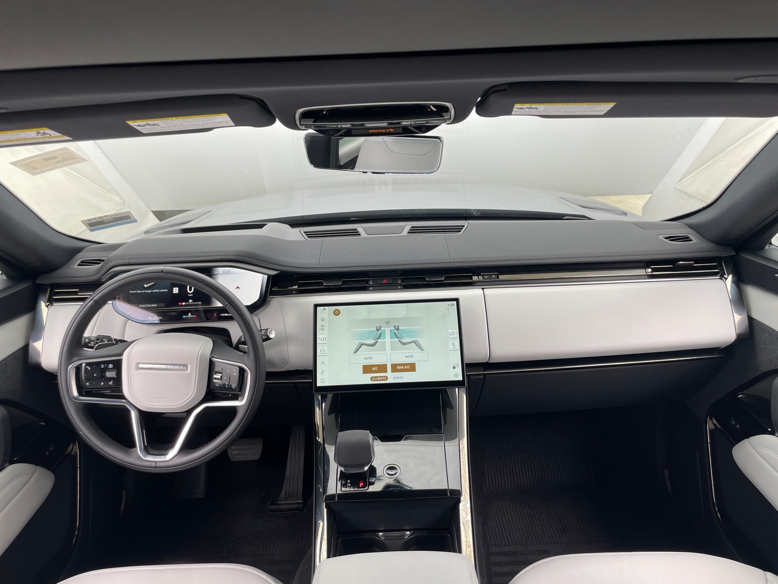 Thumbnail: 2025 Land Rover Range Rover Sport - 2