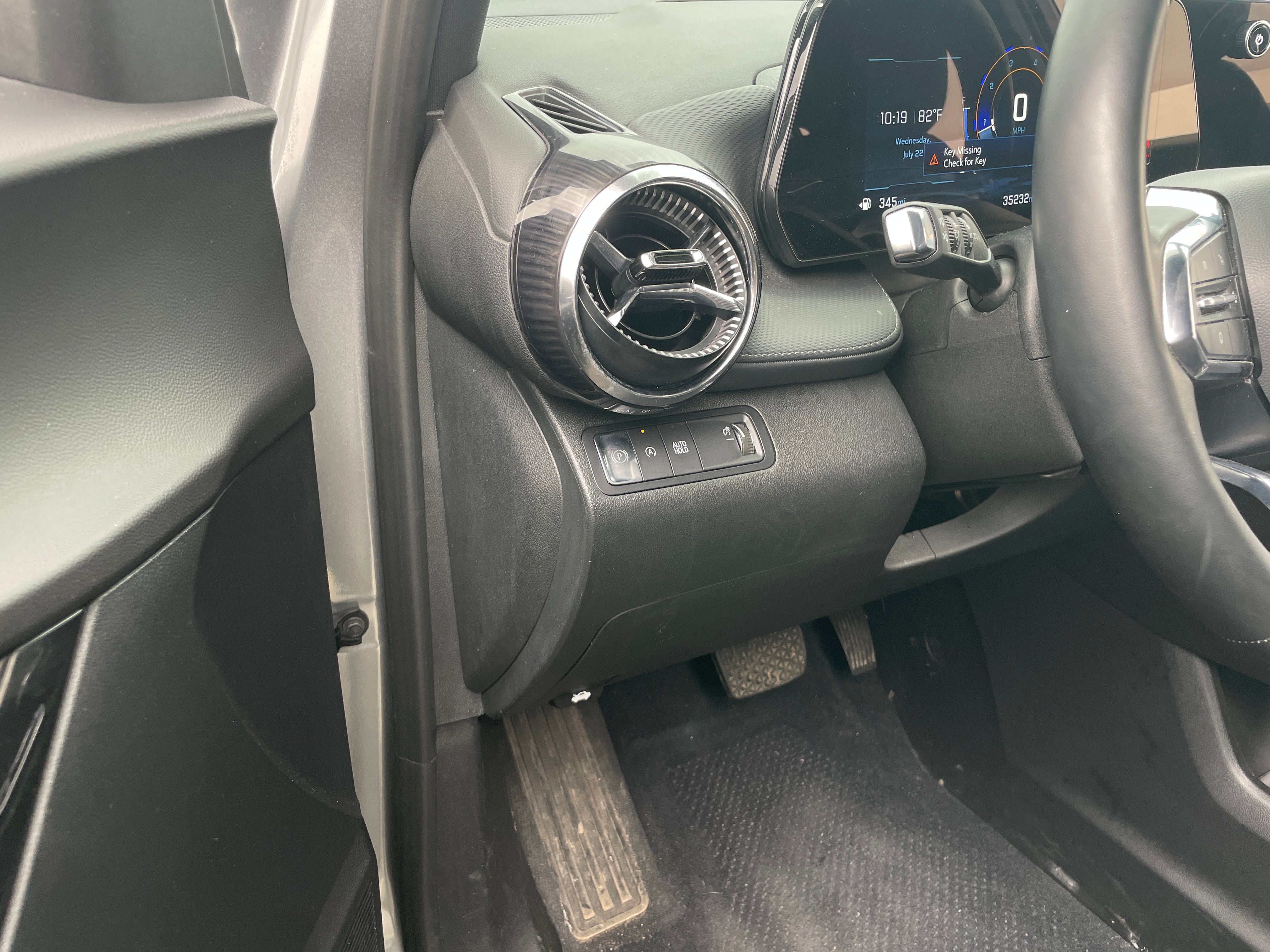 2025 Chevrolet Equinox LT - Photo 9