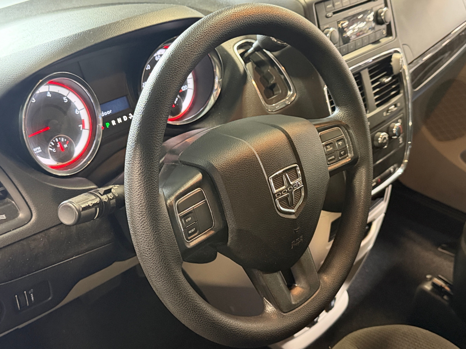Thumbnail: 2016 Dodge Grand Caravan - 5
