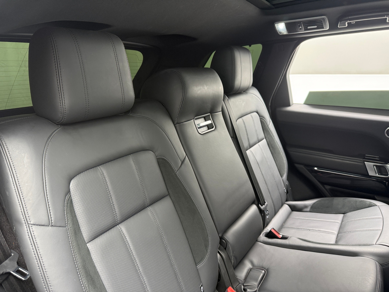 Thumbnail: 2020 Land Rover Range Rover Sport - 5