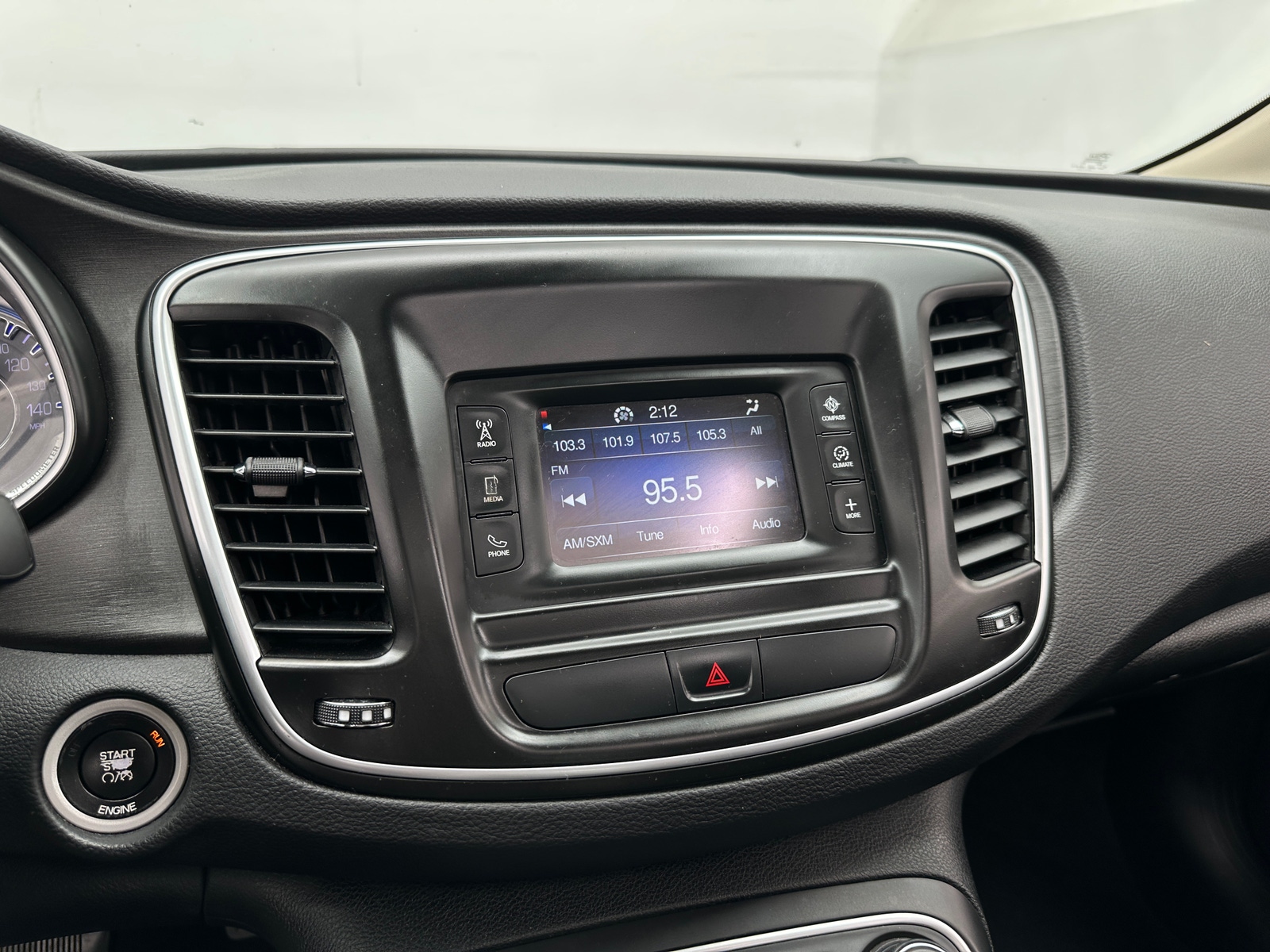 Thumbnail: 2016 Chrysler 200 - 4