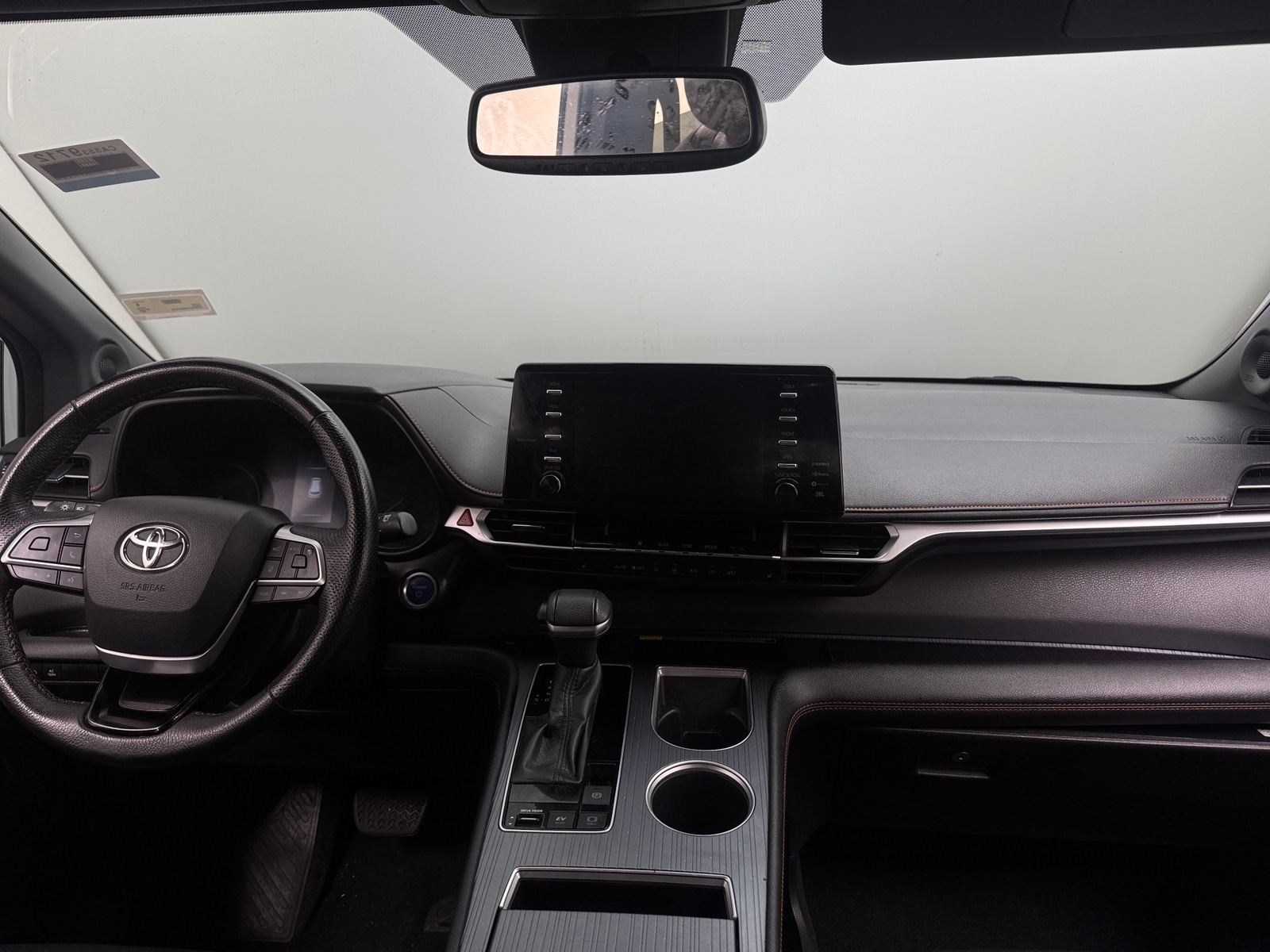 Thumbnail: 2021 Toyota Sienna - 2
