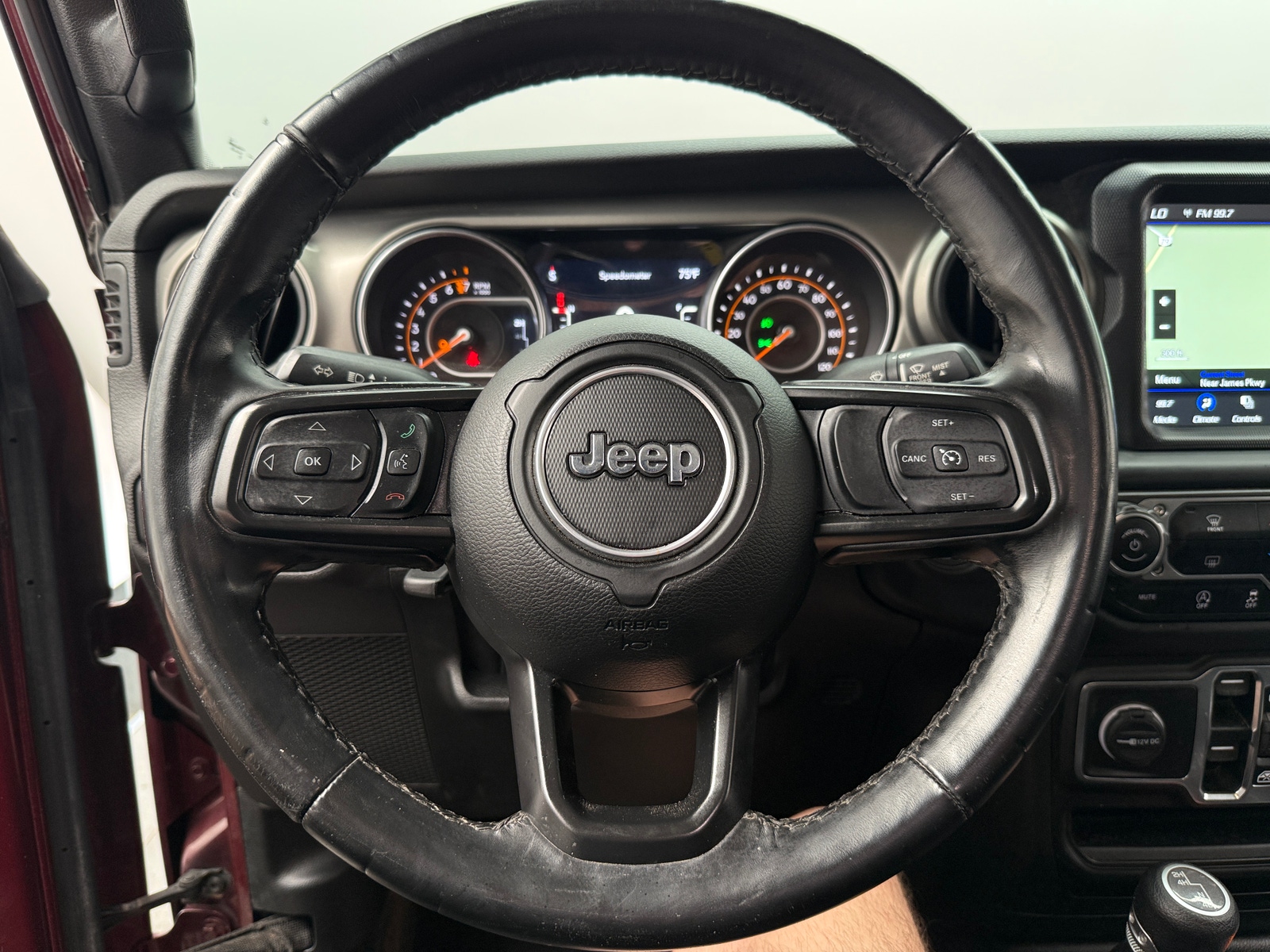 Thumbnail: 2021 Jeep Gladiator - 5