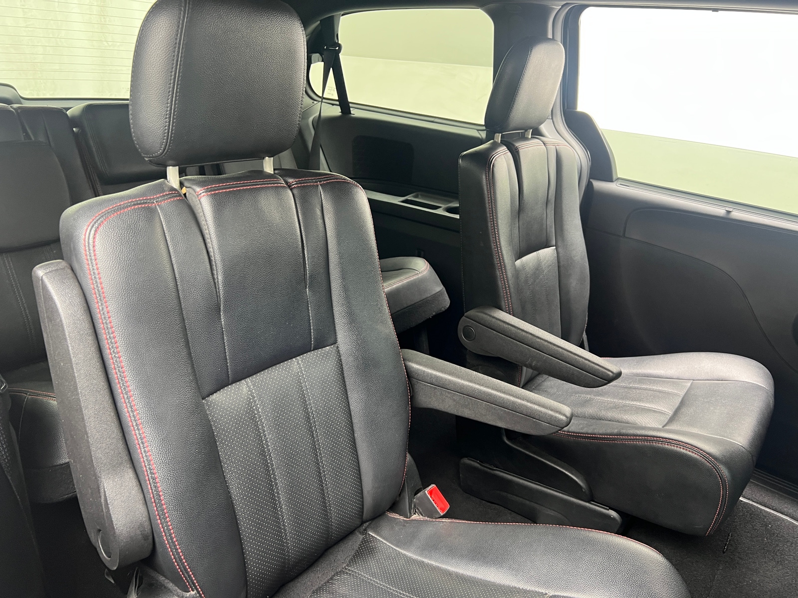 Thumbnail: 2018 Dodge Grand Caravan - 5