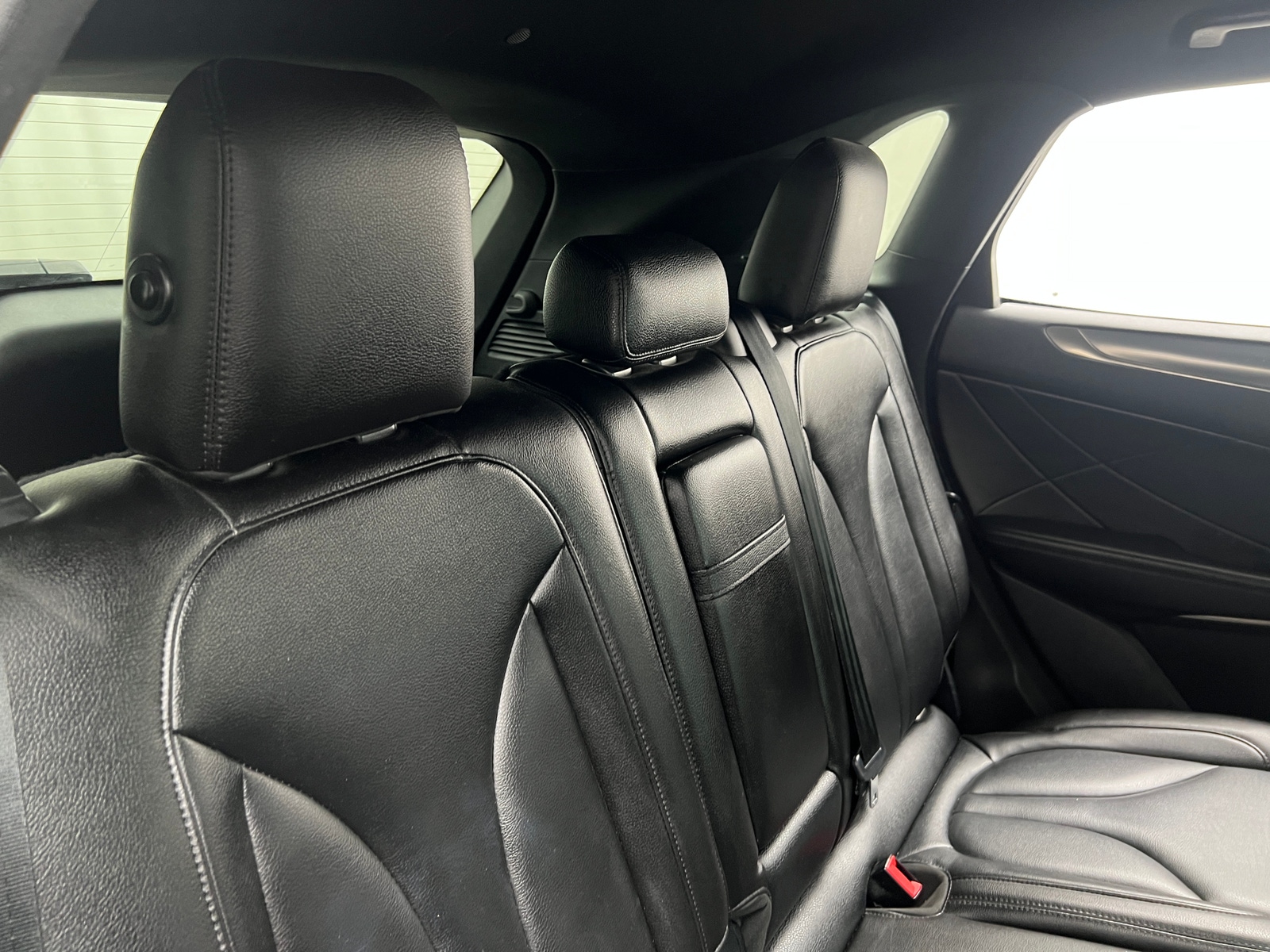 Thumbnail: 2017 Lincoln MKC - 5