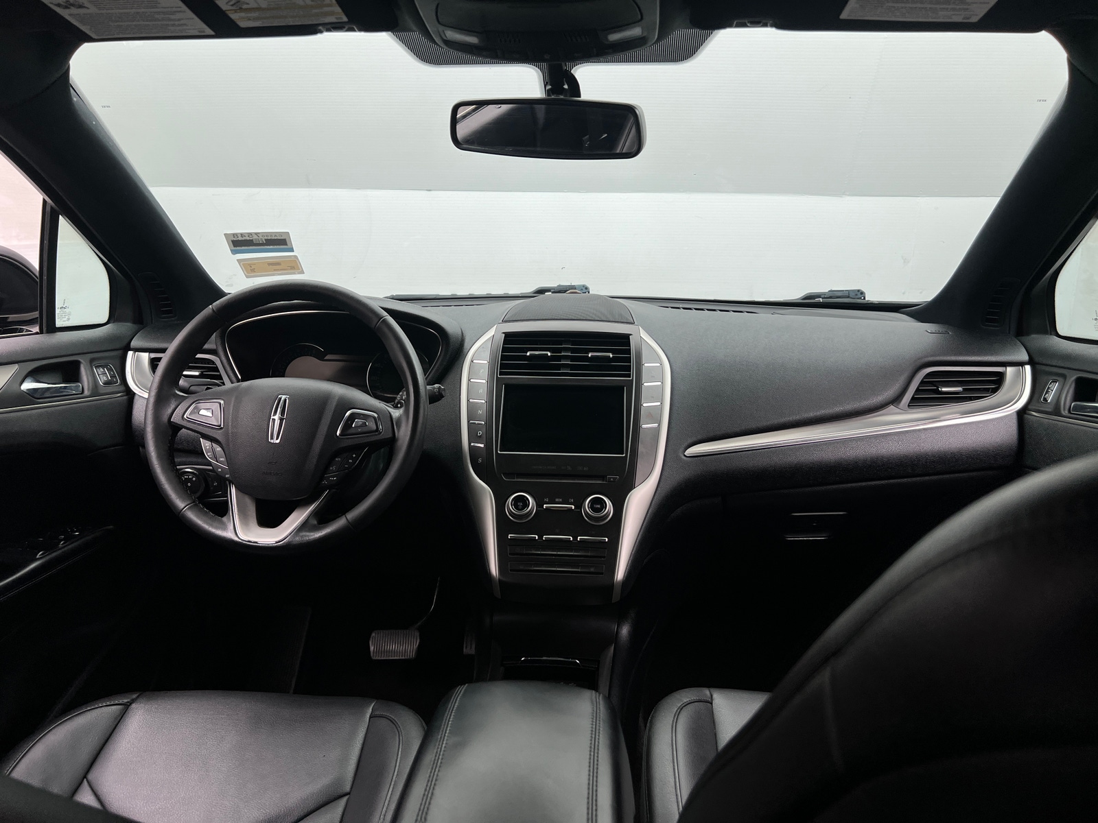 Thumbnail: 2017 Lincoln MKC - 2